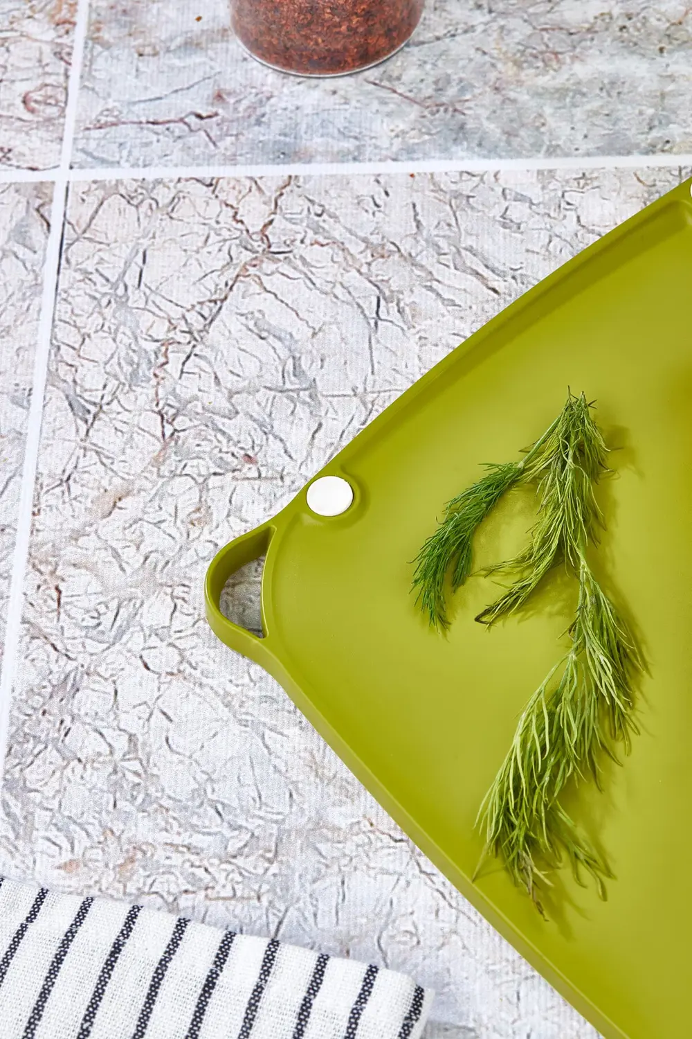 Kaydırmaz Tabanlı Çok Amaçlı Asılabilir Kesme Tahtası Tırtıklı Ke