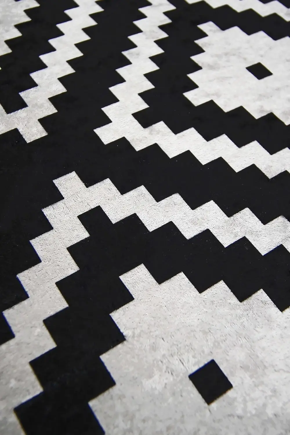 Kaymaz Taban Dijital Halı Yıkanabilir