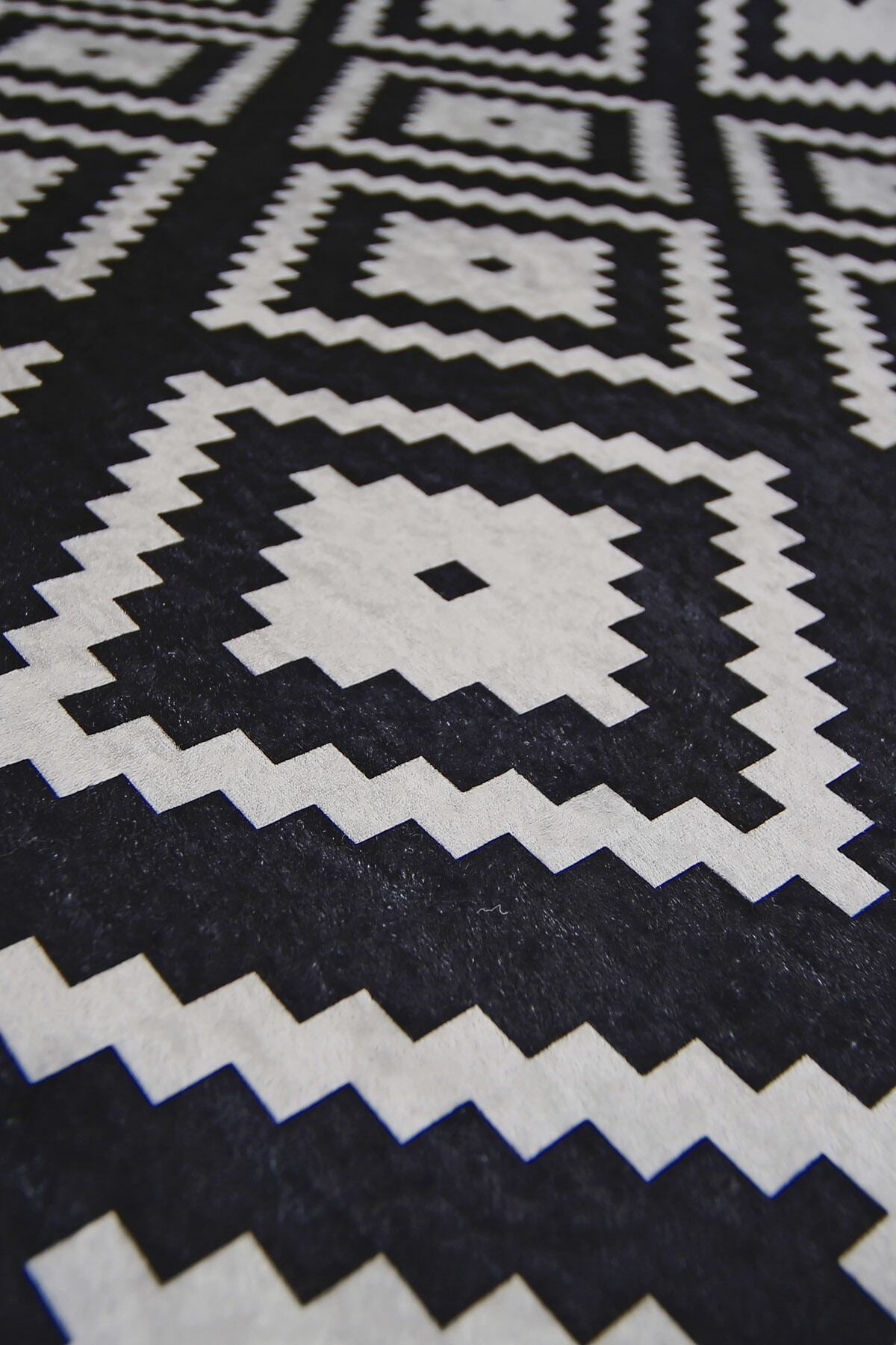 Kaymaz Taban Dijital Oval Halı