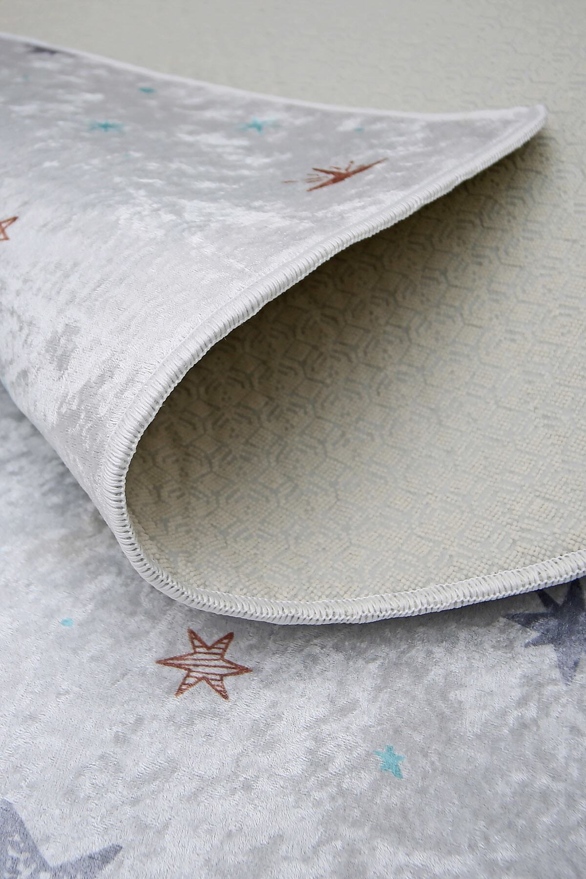 Kaymaz Taban Dijital Halı Yıkanabilir Erkek Çocuk Odası Halısı Ay