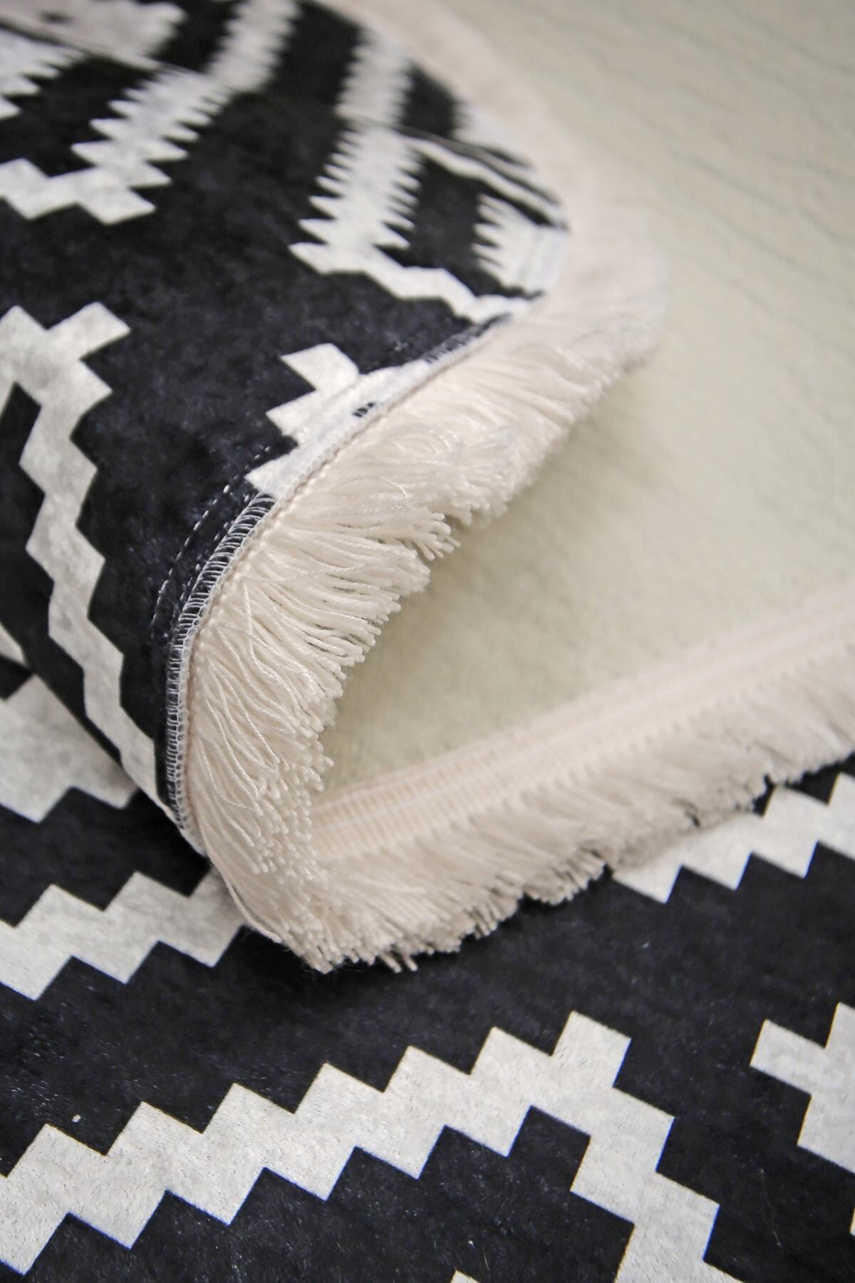 Kaymaz Taban Dijital Oval Halı