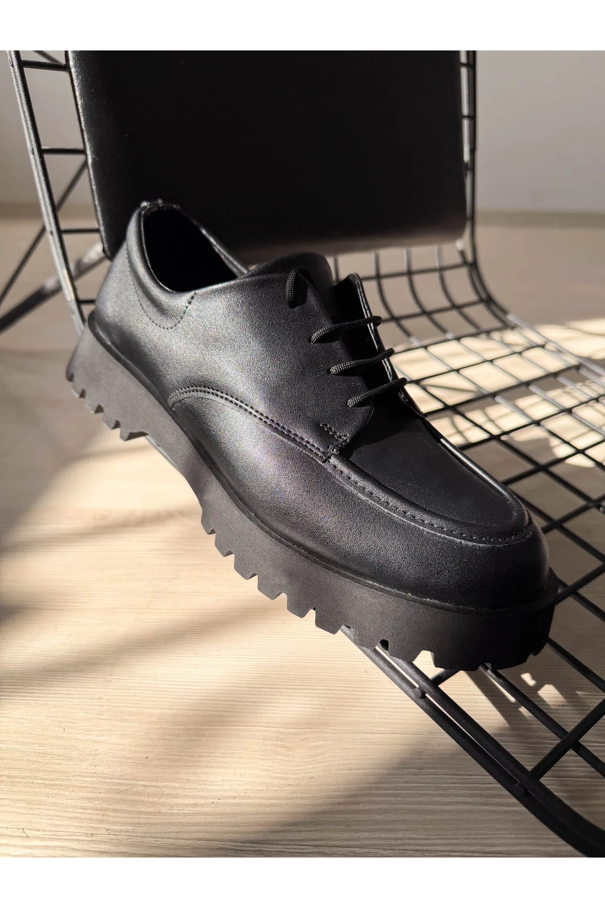 KB-KX6 Kuback Kömür Cilt Bağcıklı Günlük Unisex Ayakkabı KB-KX6 Kuback Kömür Cilt Bağcıklı Günlük Unisex Ayakkabı Fiyatı, Yorumları ve Özellikleri
