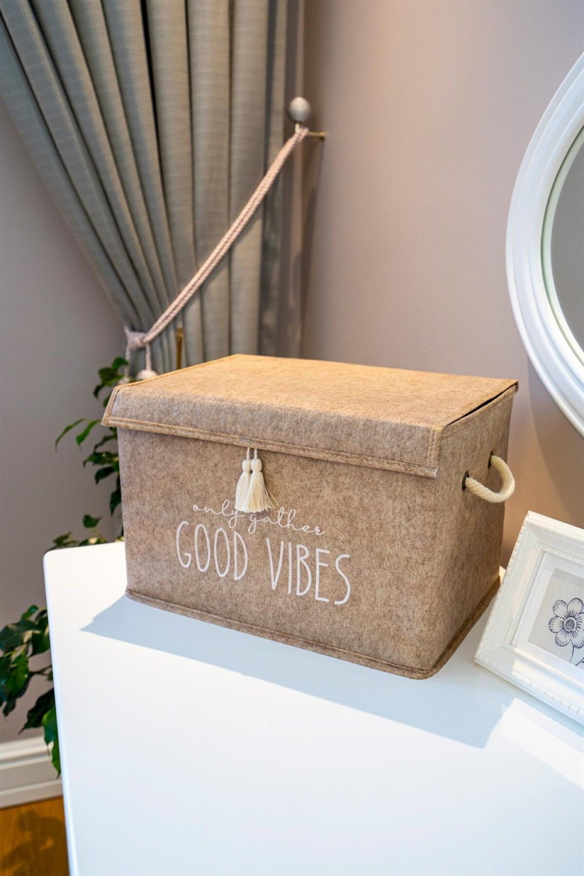 Pazar Kapısı Keçe Kapaklı Çok Amaçlı Mini Kutu Bej Saklama Kutusu 35X24x24 Cm