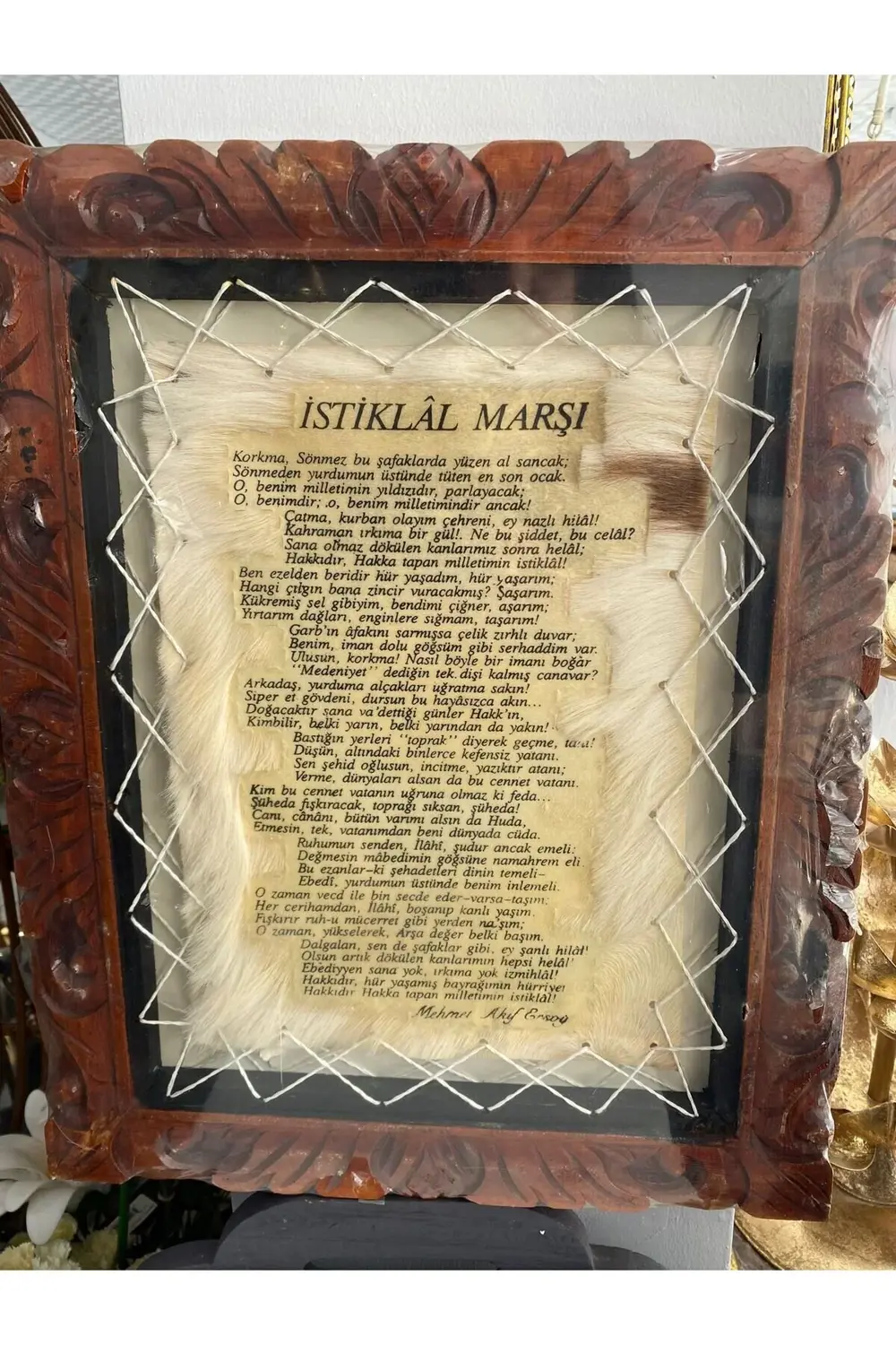 Keçi Derisi Üzerine Yazılmış El Yazması İstiklal Marşı Tablo