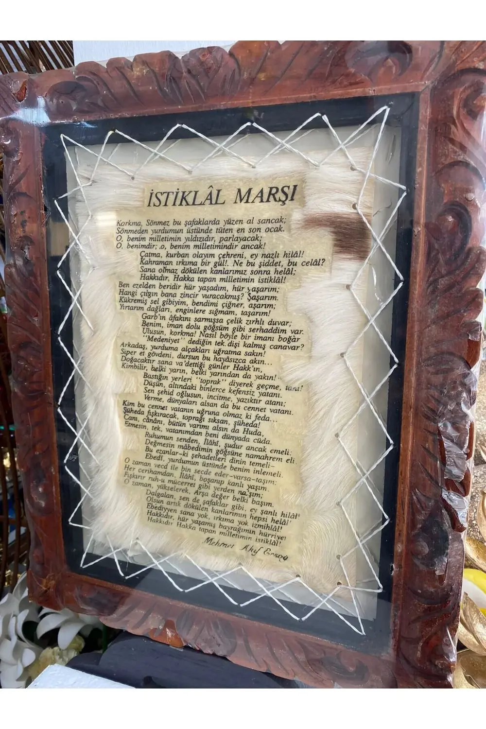 Keçi Derisi Üzerine Yazılmış El Yazması İstiklal Marşı Tablo