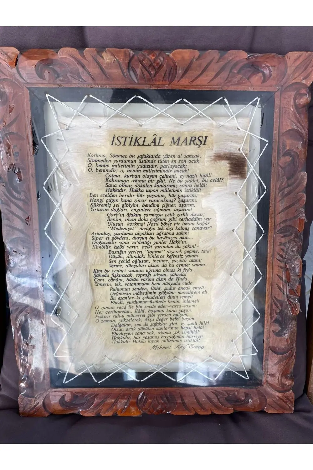 Keçi Derisi Üzerine Yazılmış El Yazması İstiklal Marşı Tablo