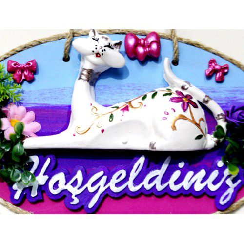 Woody Sofia Kedi Figürlü Hoşgeldiniz Yazılı El Boyaması Renkli Kapı Süsü