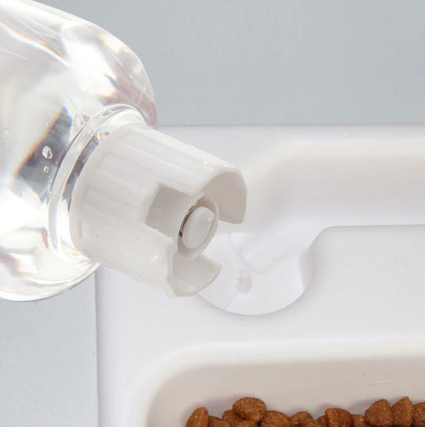 Kedi Su ve Mama Kabı Köşe Dizayn