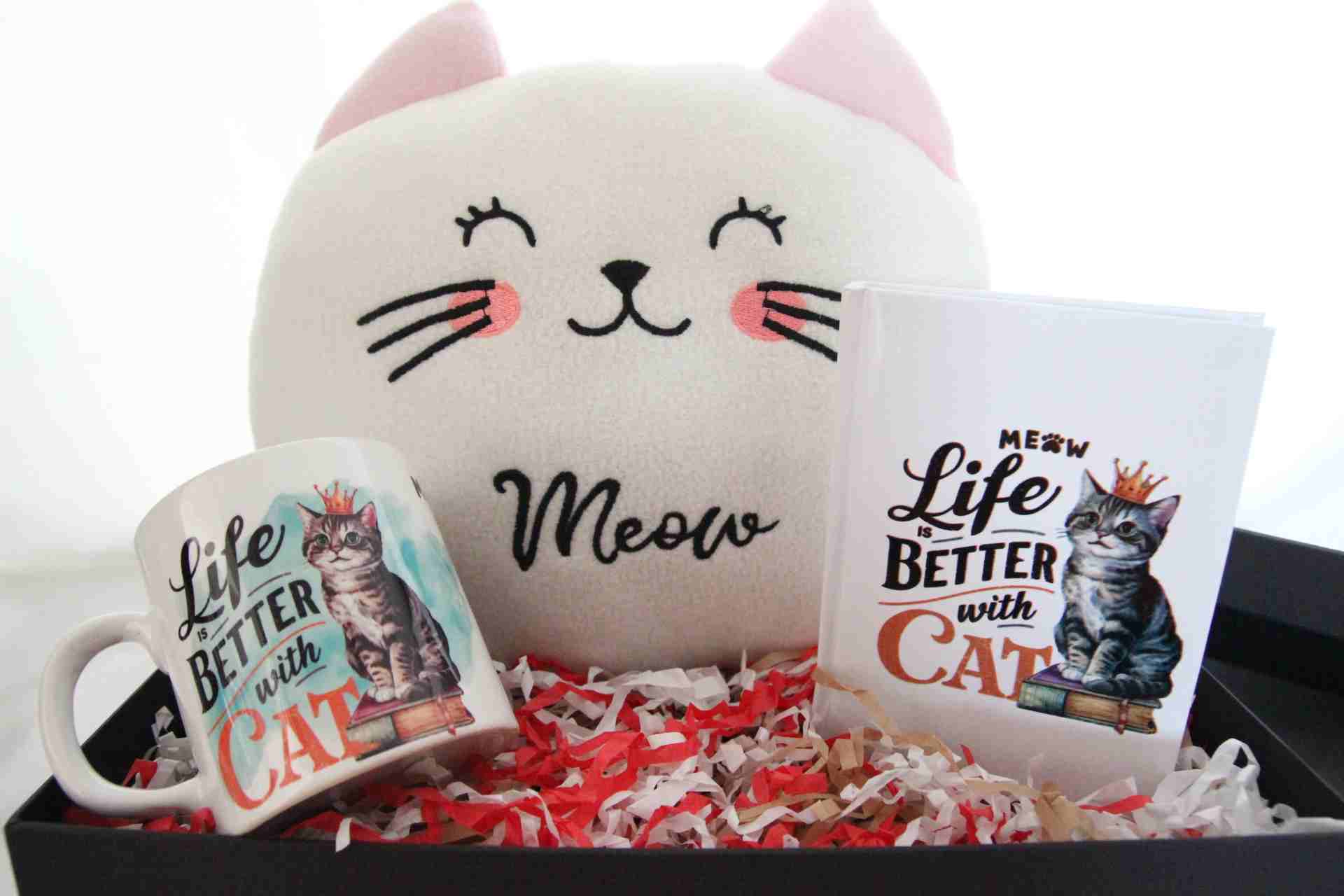 Kedi Tasarım Yastık, Defter ve Kupa Bardak Hediye Kutusu