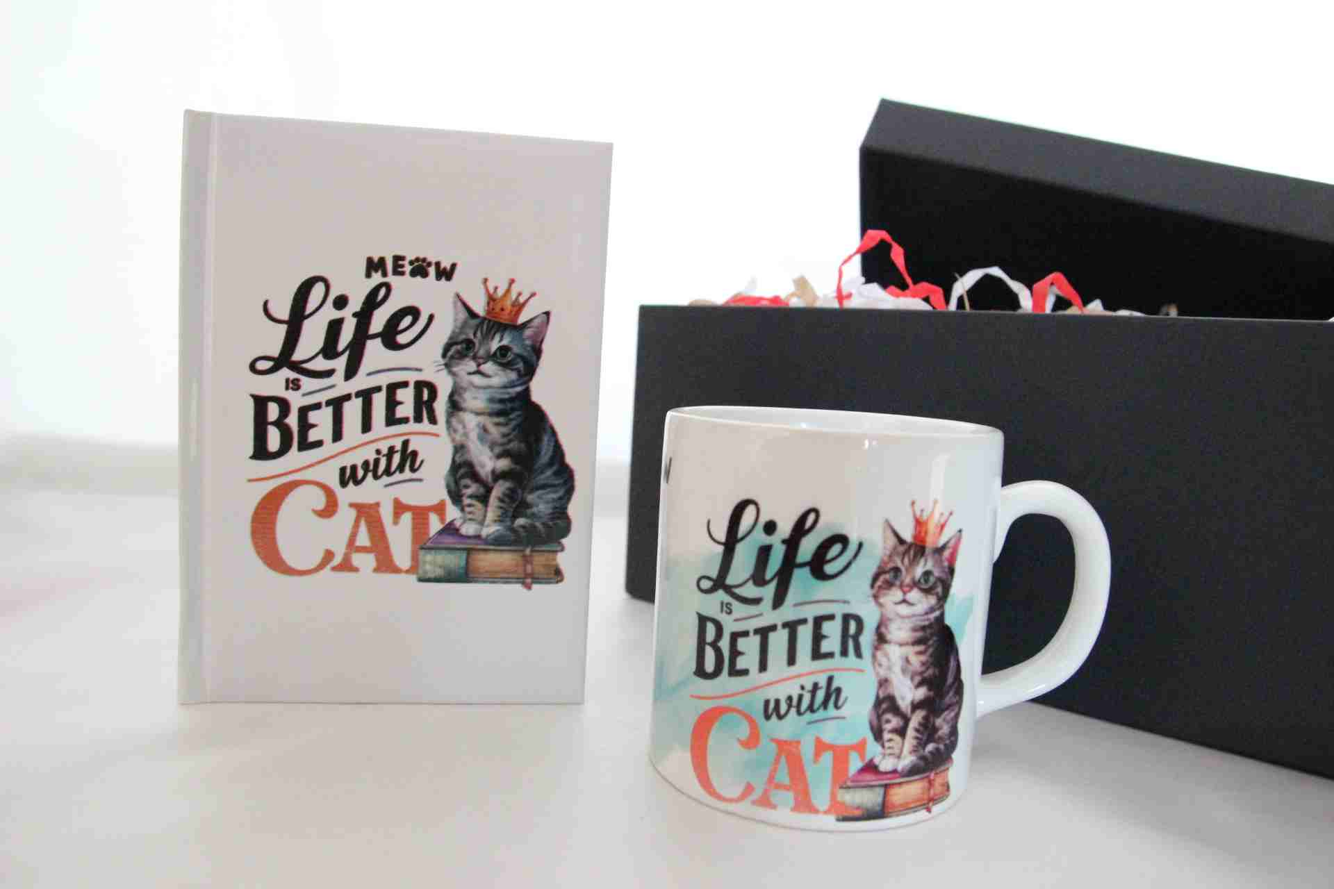 Kedi Tasarımlı Kupa Bardak ve Defter Hediye Kutusu