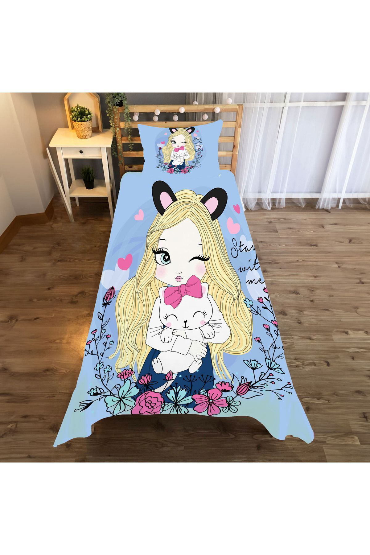 Evan Home Kedi Tutan Kiz Desenli Çocuk Odasi Takim Perde (İki Kanat),Yatak Örtüsü,Yastik,Kirlent ,Hali,Tablo