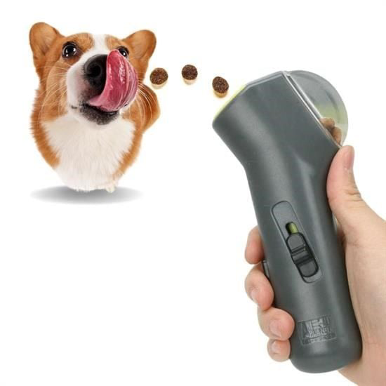 Kedi ve Köpekler İçin Hazneli Mama Fırlatma Oyuncağı Yem Atıcı Ap