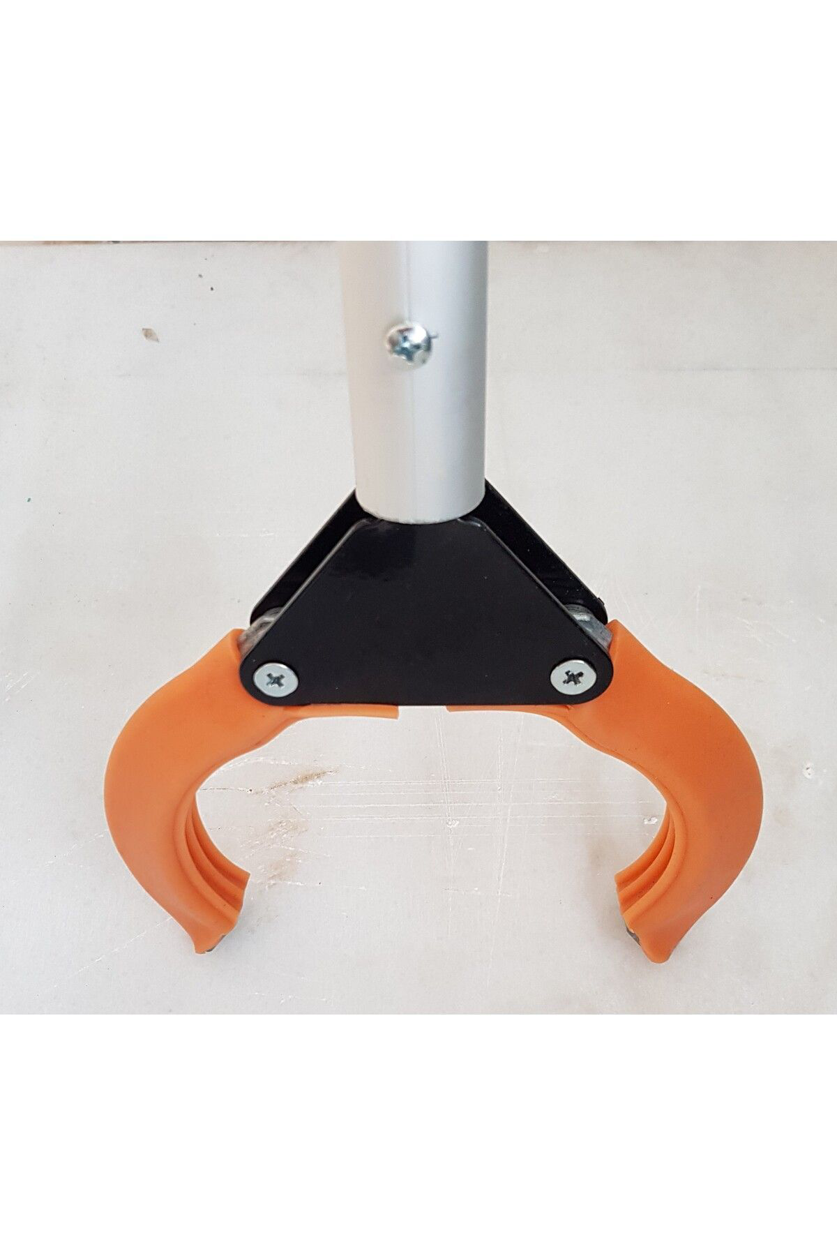 Web Kedi Yakalama Aparati