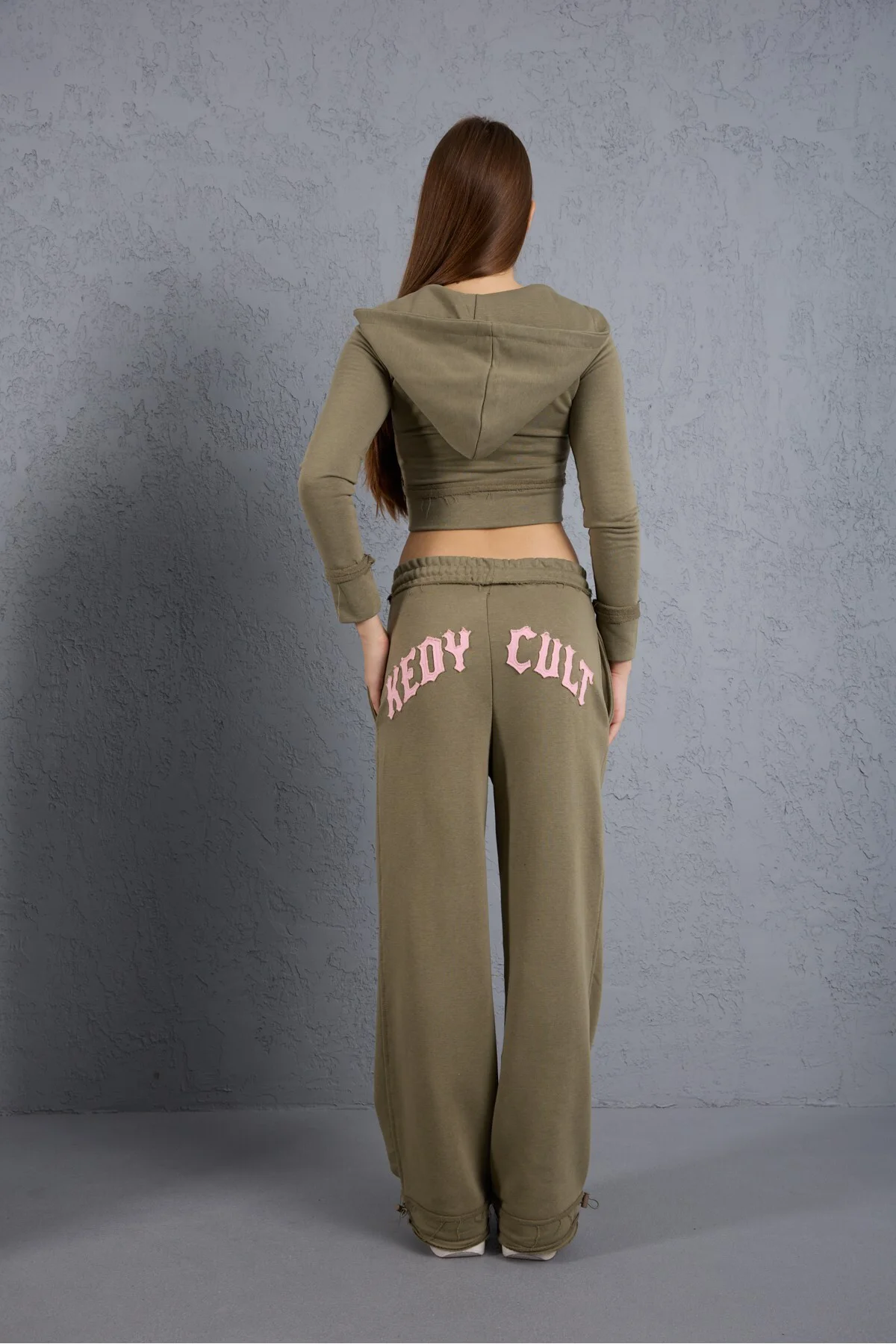 Kedy Cult Y2K Siyah Eşofman Takımı Kedy Cult Y2K Siyah Eşofman Takımı