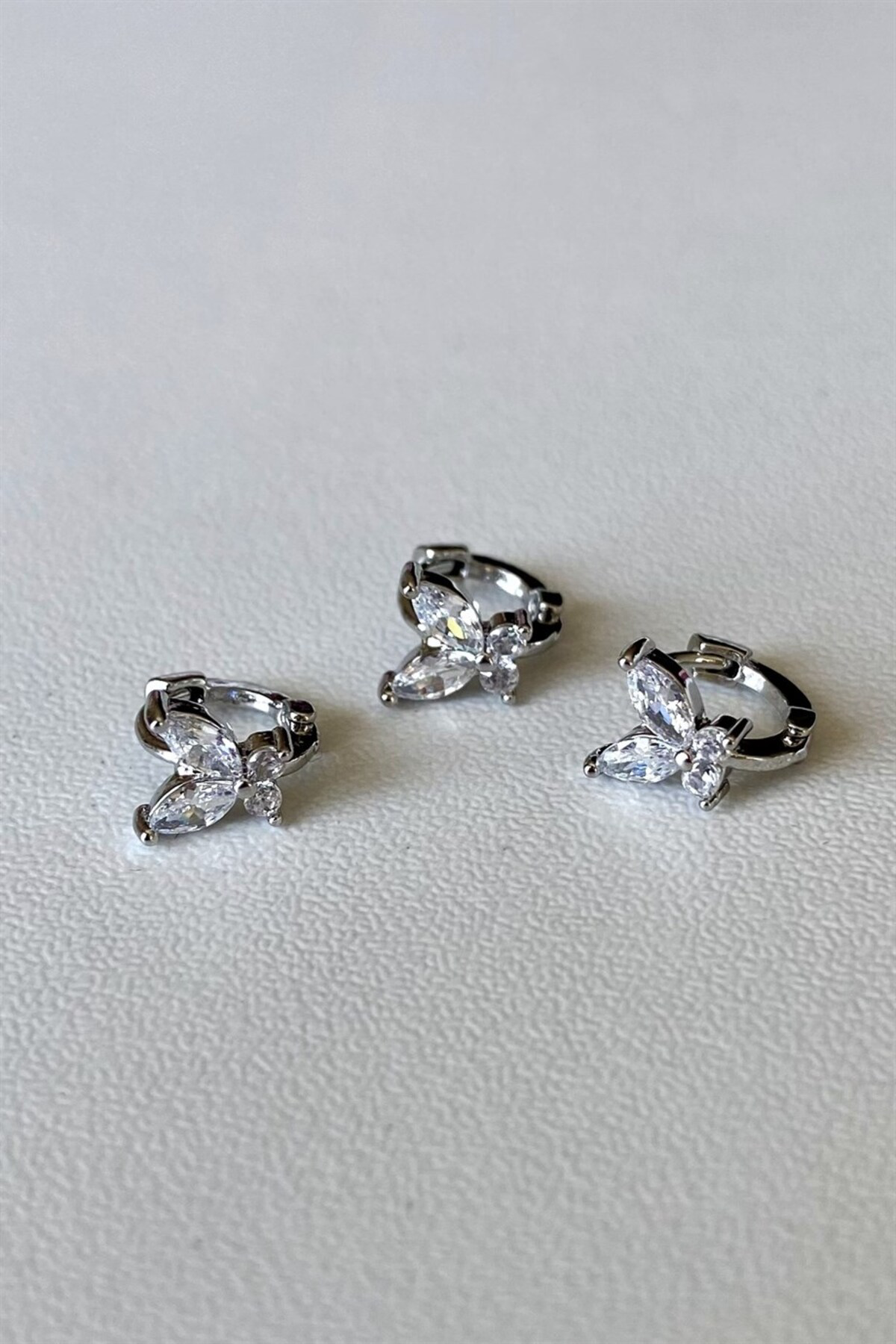 Kelebek Halka 4 Mm Tragus Piercing | Cerrahi Çelik