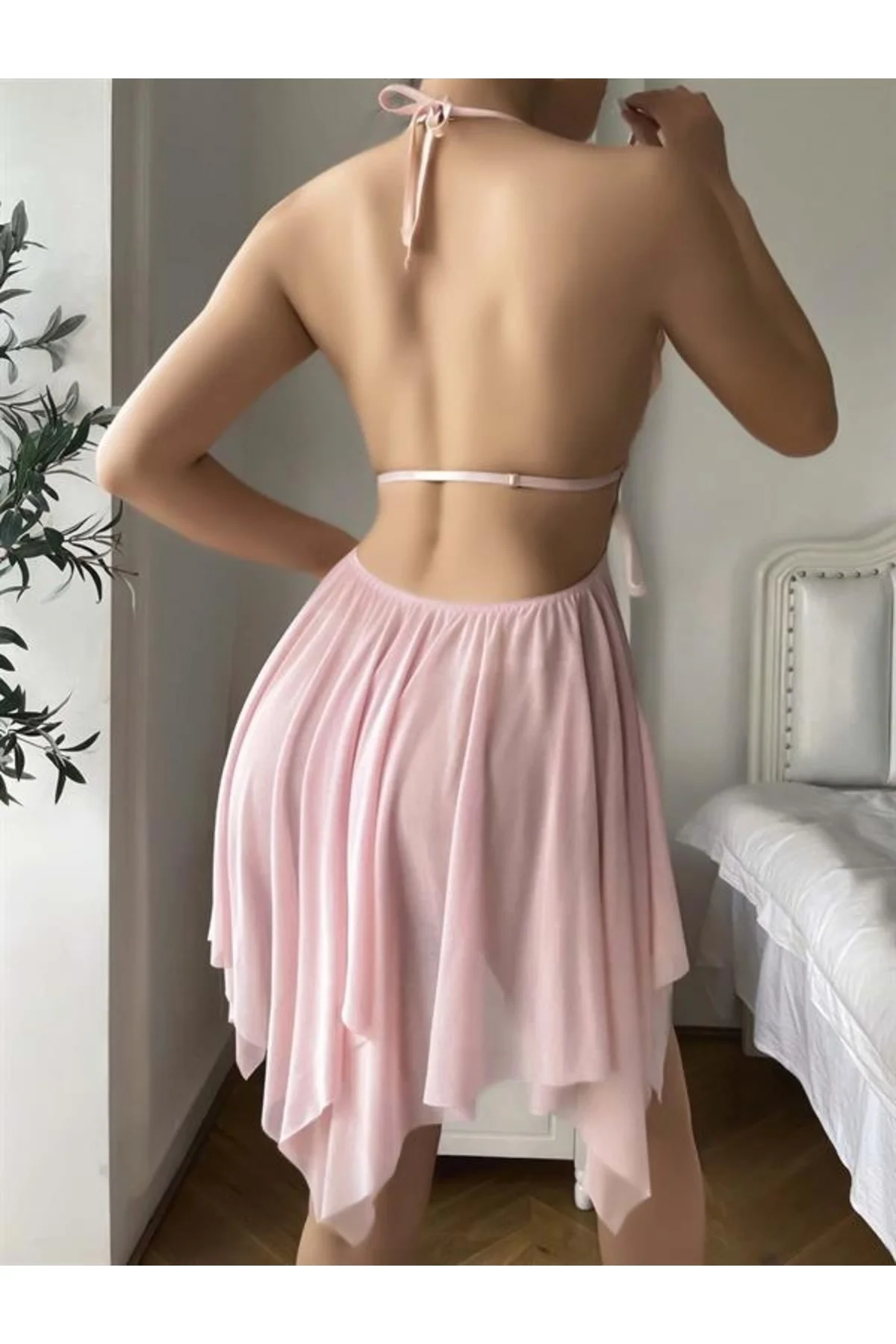 Pembe Kelebek İşlemeli Tül Gecelik