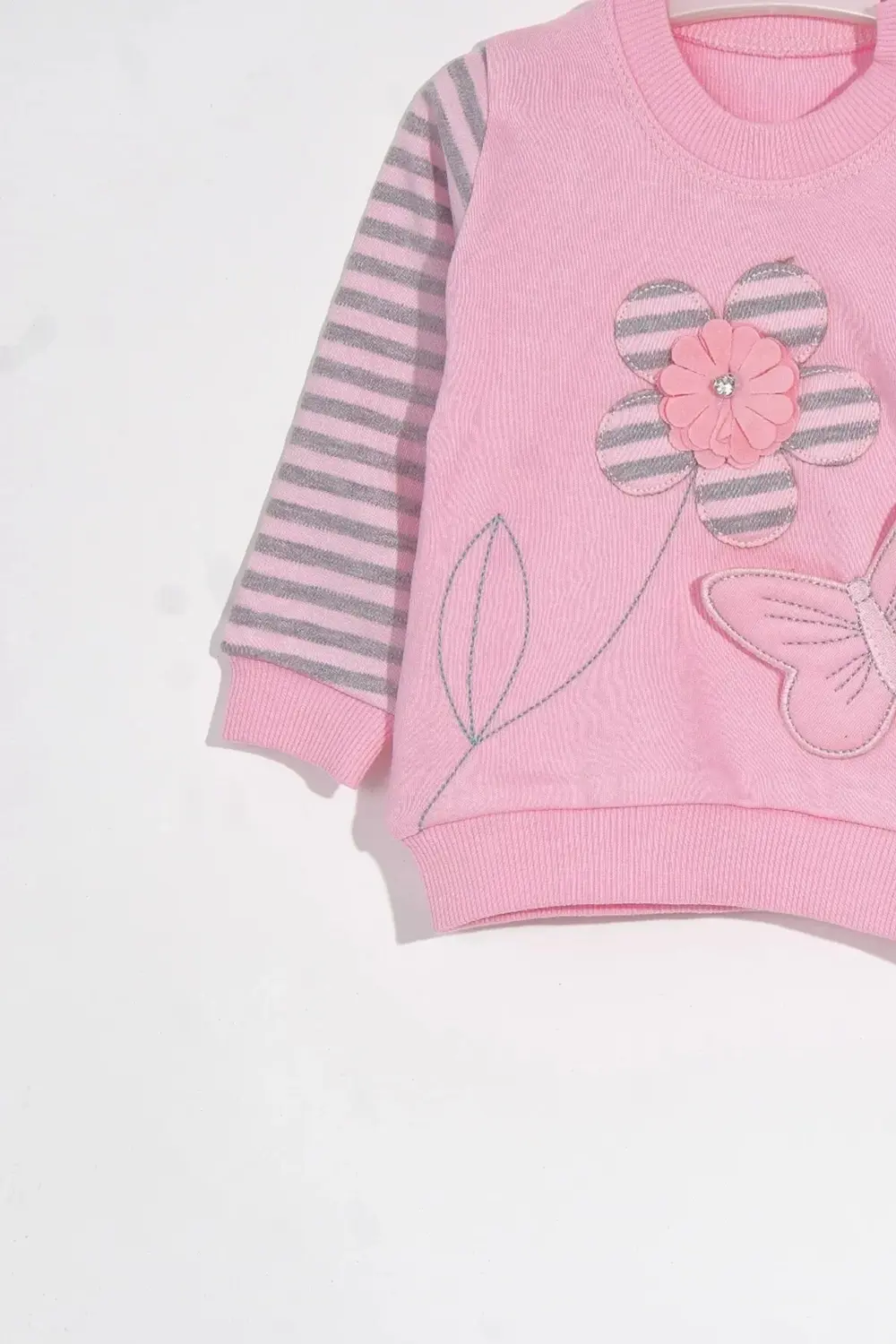 Kelebekli Çiçek Nakışlı Pamuklu 2'li Kız Bebek Takımı