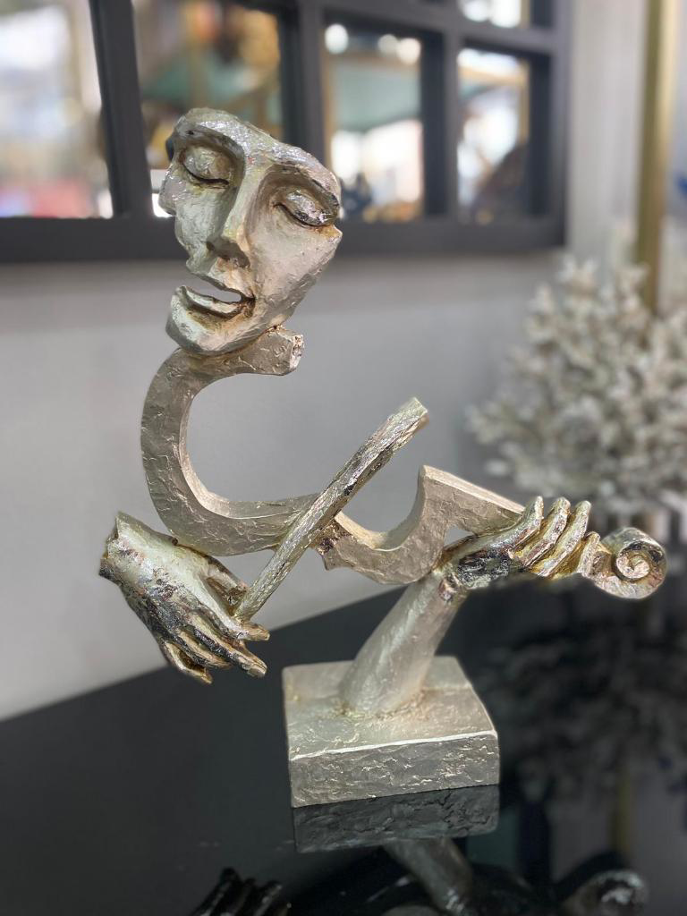 keman çalan maske biblo heykeli polyester