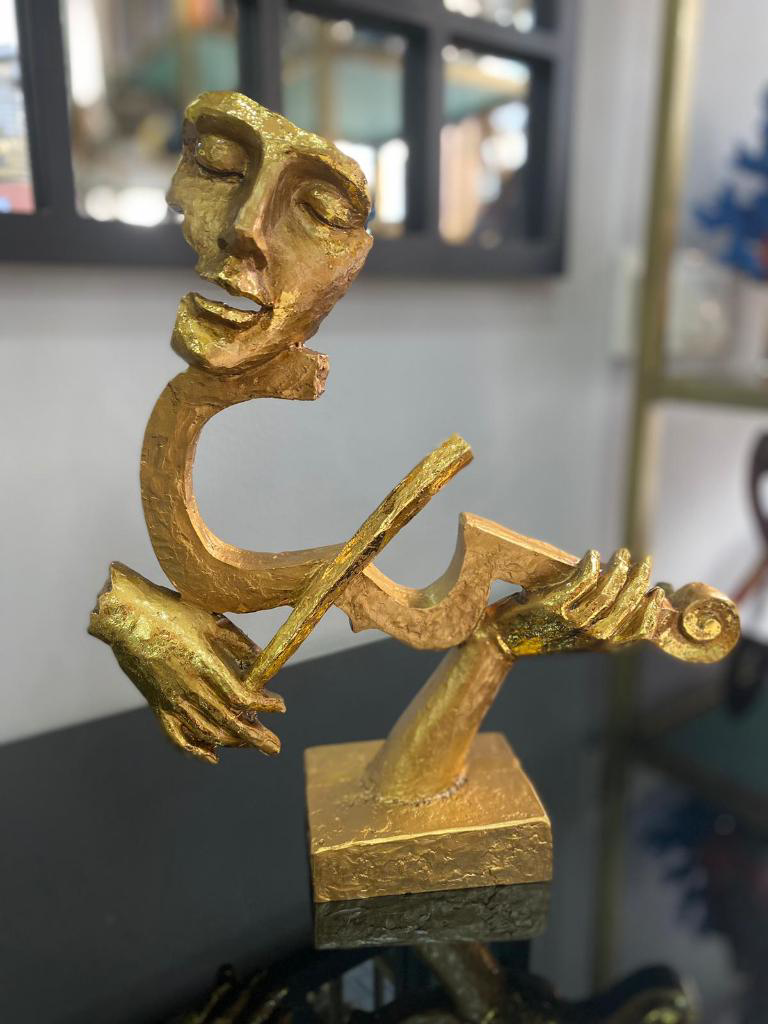 keman çalan maske biblo heykeli polyester