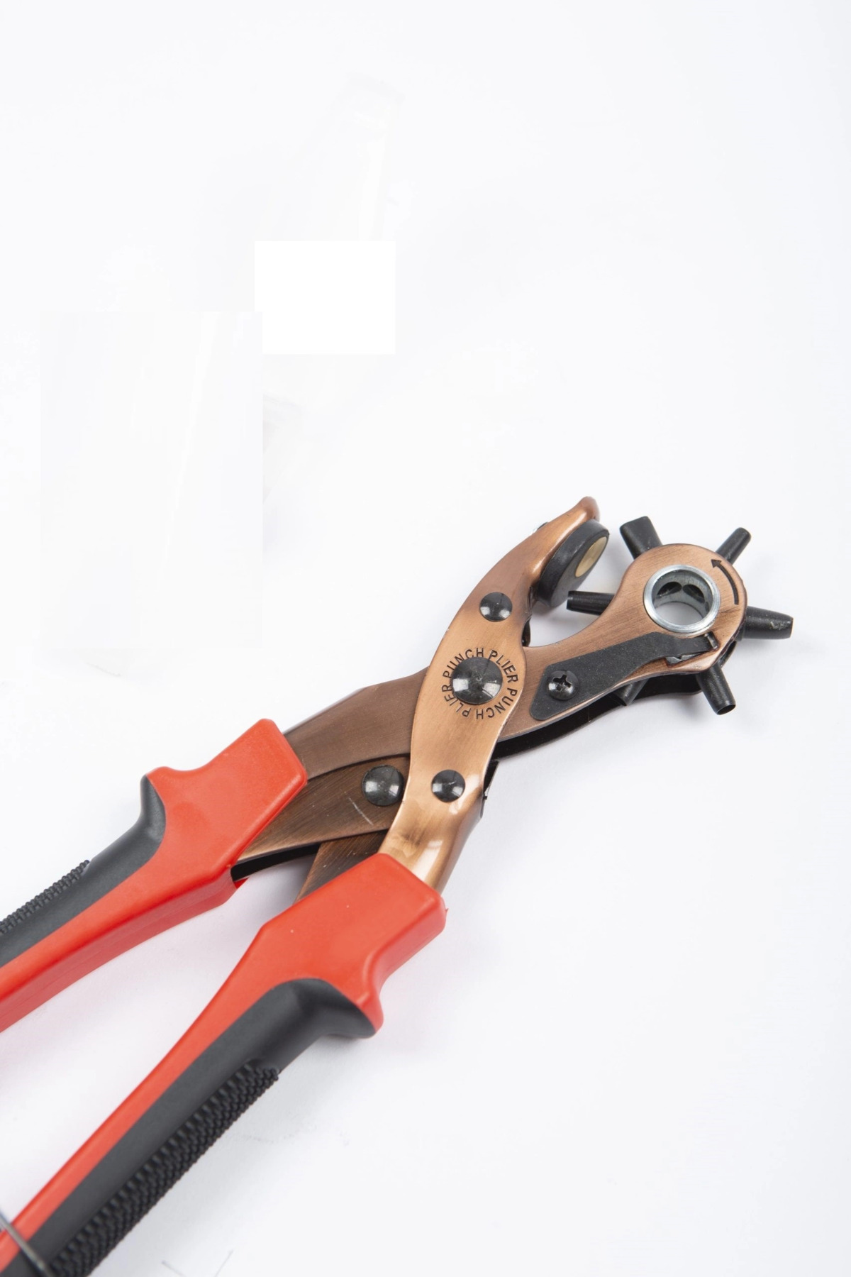 Kemer - Deri Delme Pensesi 6 Farklı Oval Ve Yuvarlak Delikler - L