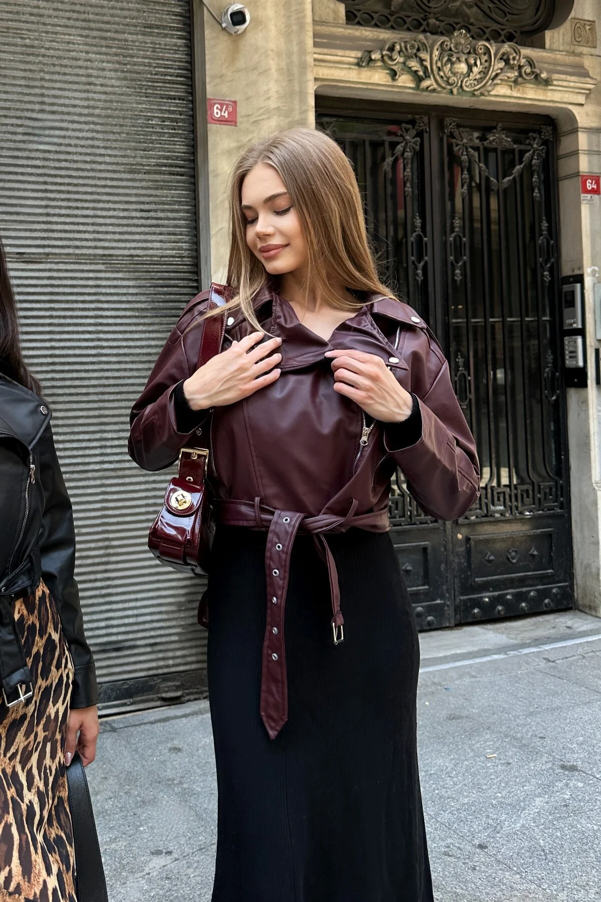 Kemerli Oversize Crop Deri Ceket