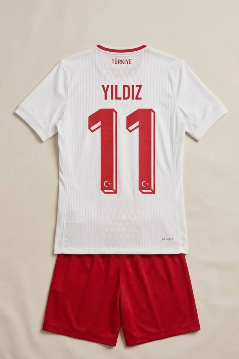 Kenan Yıldız Türkiye  Milli Takım Forması11 Numara  alt ust takim