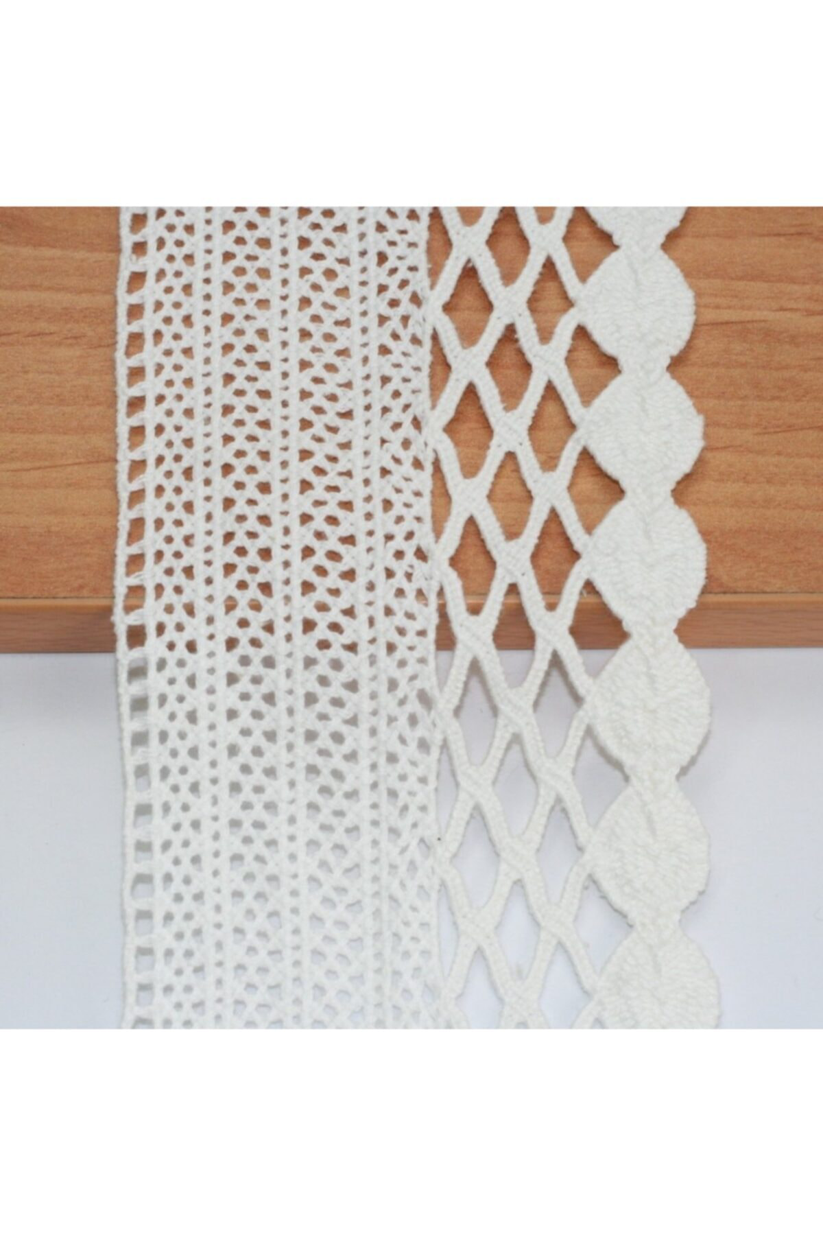 Tuhafiyecimiz Geniş Kenar Pamuk Dantel