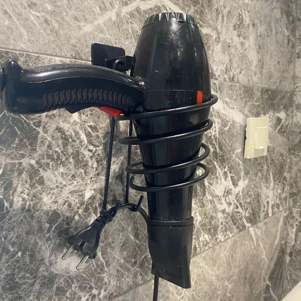 Kendiliğinden Yapışkanlı Siyah Paslanmaz Metal Fön Makinesi Askıs