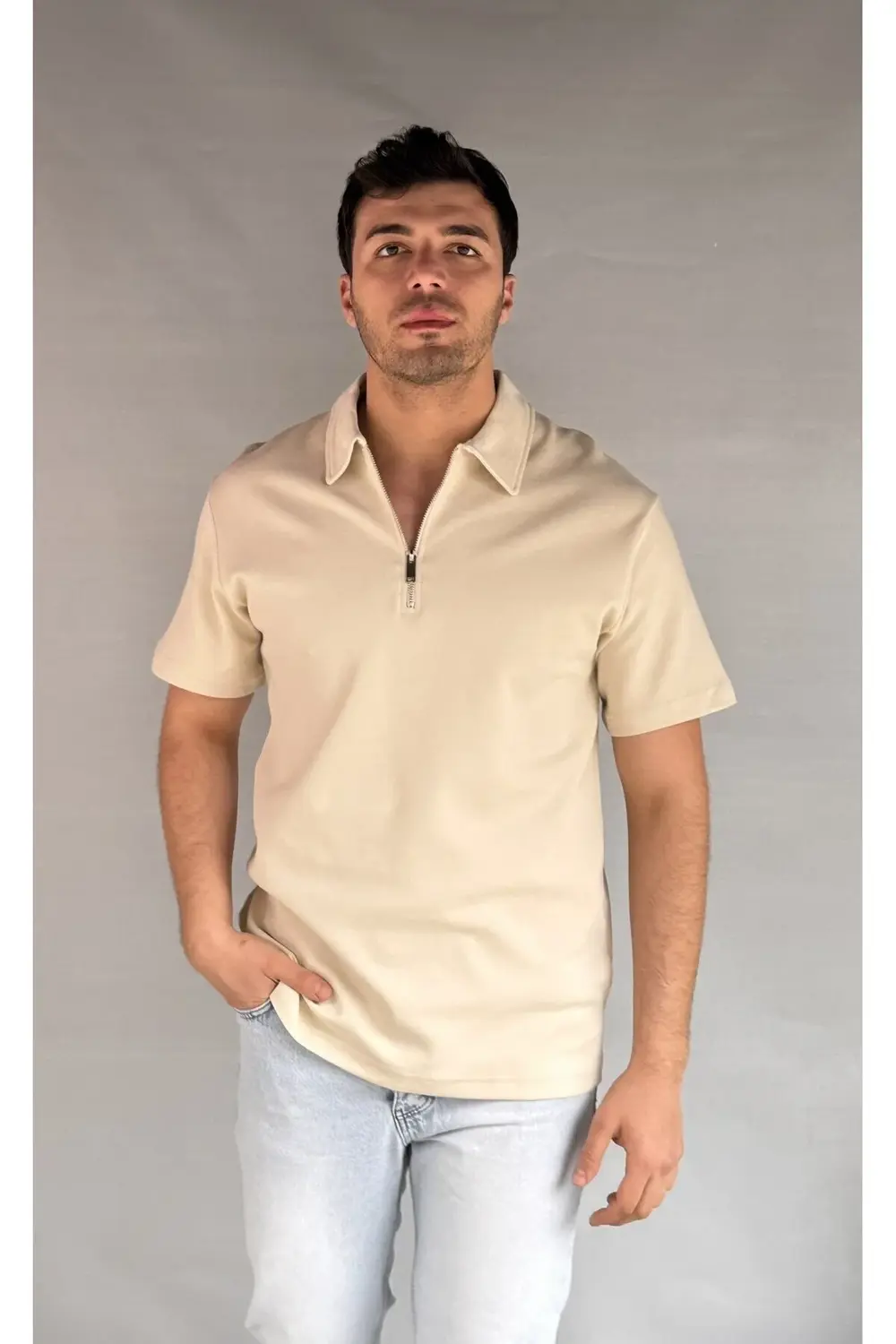 Keps Fermuarlı T-shirt