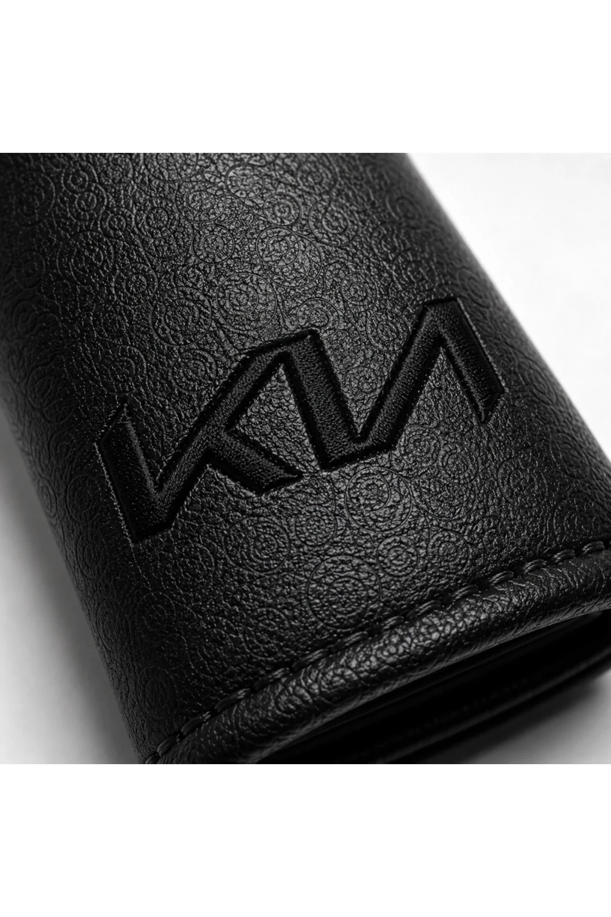 Kia Yeni Logo Black Serisi 4 Parça Oto Boyun Yastığı ve Emniyet Kemer Pedi Seti – 2 Yastık + 2 Kemer Pedi, Siyah Nakışlı - Görsel 2