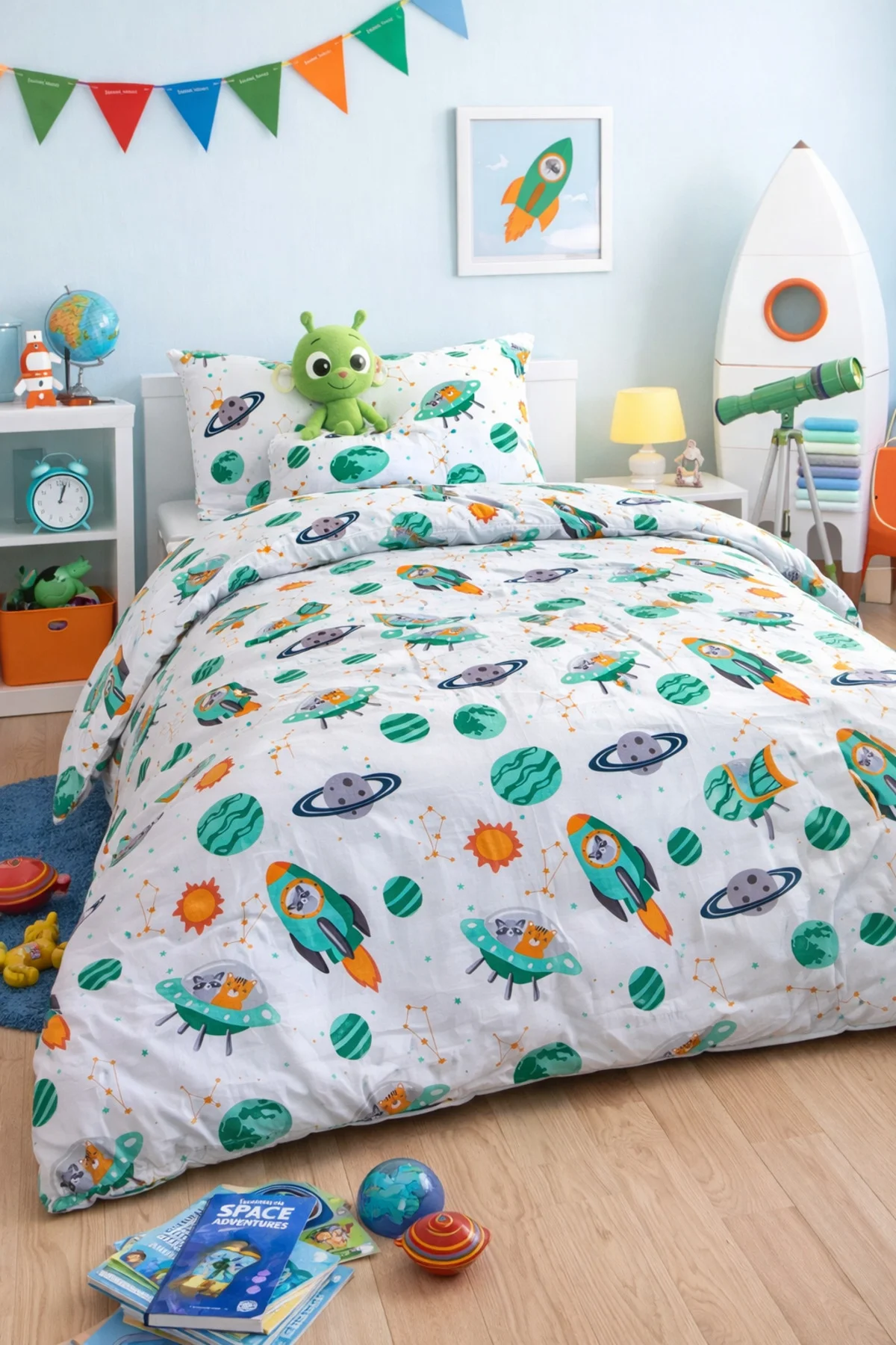 Kids Space Nevresim + 50x70 Yastık Kılıfı | Yumuşak ve Rahat Çocu Kids Space Nevresim + 50x70 Yastık Kılıfı | Yumuşak ve Rahat Çocu
