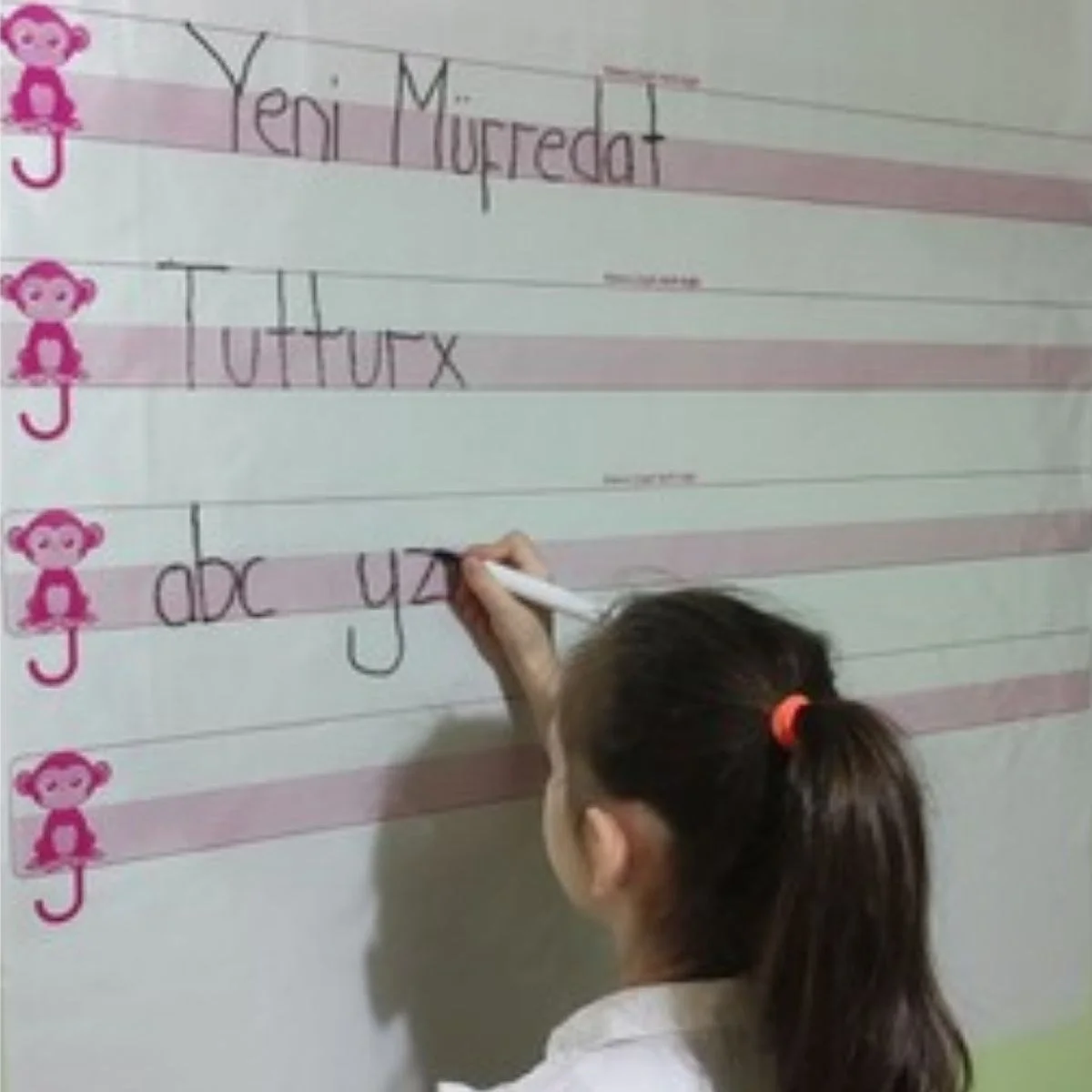 Kılavuz Çizgili Akıllı Kağıt Yazı Tahtası Duvarda İz Bırakmaz Statik Yeni Müfredata Uygun 100x56cm Bx40 Fiyatı, Yorumları ve Özellikleri