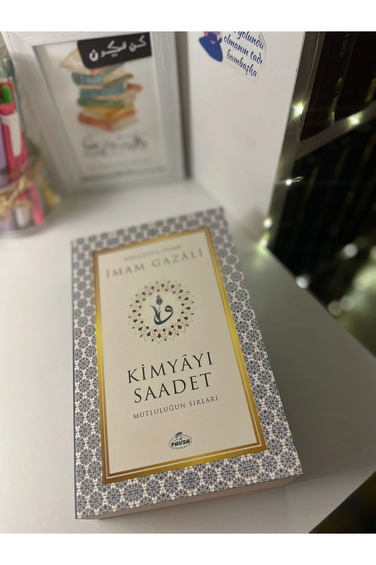 Kimyayı Saadet "mutluluğun Sırları" (roman Boy, Karton Kapak)