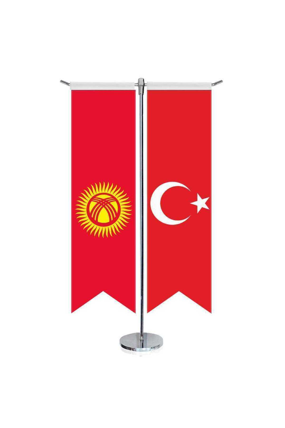 Kırgızistan Cumhuriyeti Bayrağı Ve Türkiye - Kırlangıç - Saten T