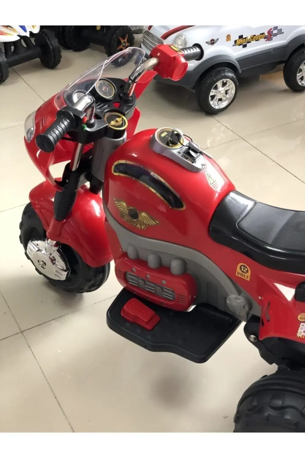 Kırmızı Aliş Go Way 404 12v. Turbo 3-7 Yaş Dev Akülü Motor