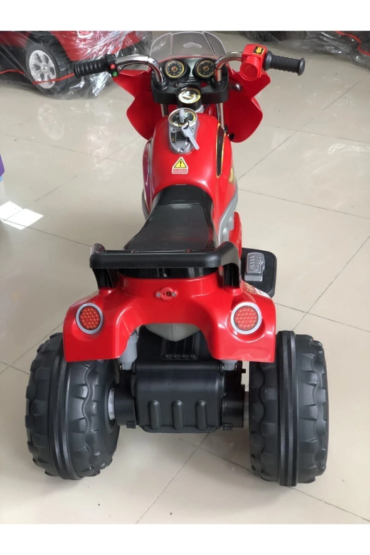 Kırmızı Aliş Go Way 404 12v. Turbo 3-7 Yaş Dev Akülü Motor