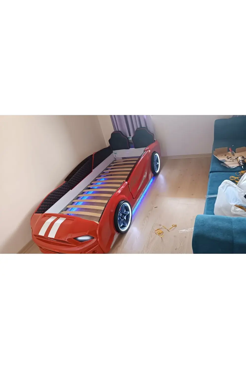 Kırmızı Arabalı Yatak Kapıları Açılan Mustang Full Ledli Kumandal