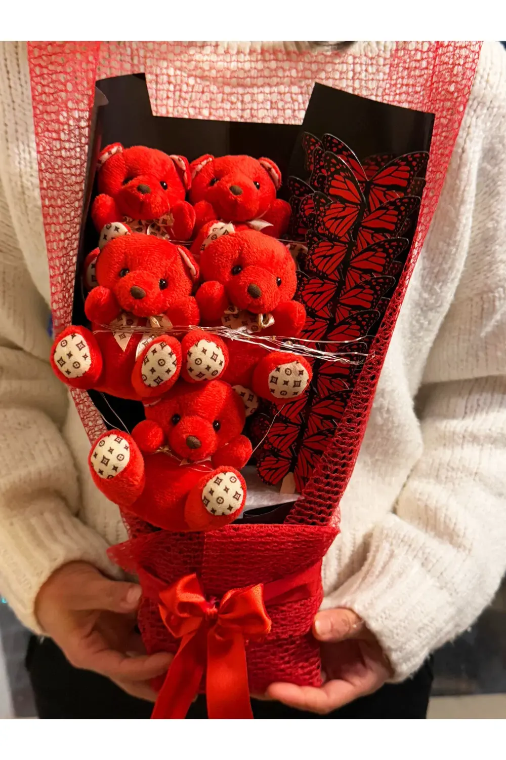 Kırmızı Ayıcıklı Kelebekli Işıklı Ayıcık Buketi - Peluş Buket - S