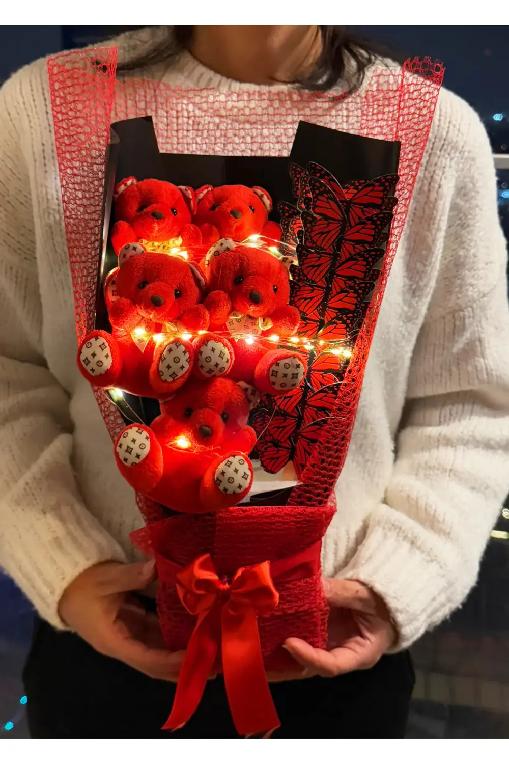 Kırmızı Ayıcıklı Kelebekli Işıklı Ayıcık Buketi - Peluş Buket - S