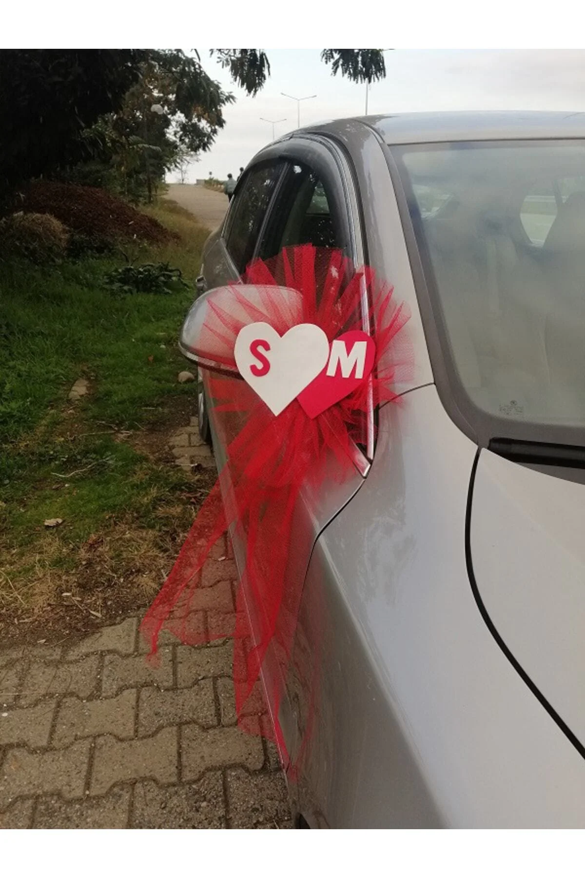 Kırmızı Beyaz Kalpli Etekli Konvoy Süsü 10 Lu