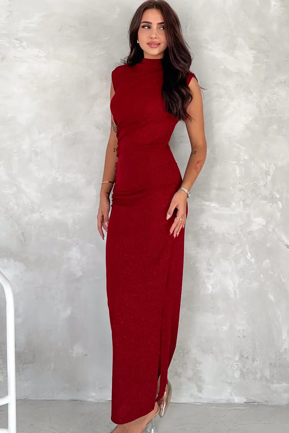 Fiolin Kırmızı Drapeli Midi Boy Sim Detaylı Elbise