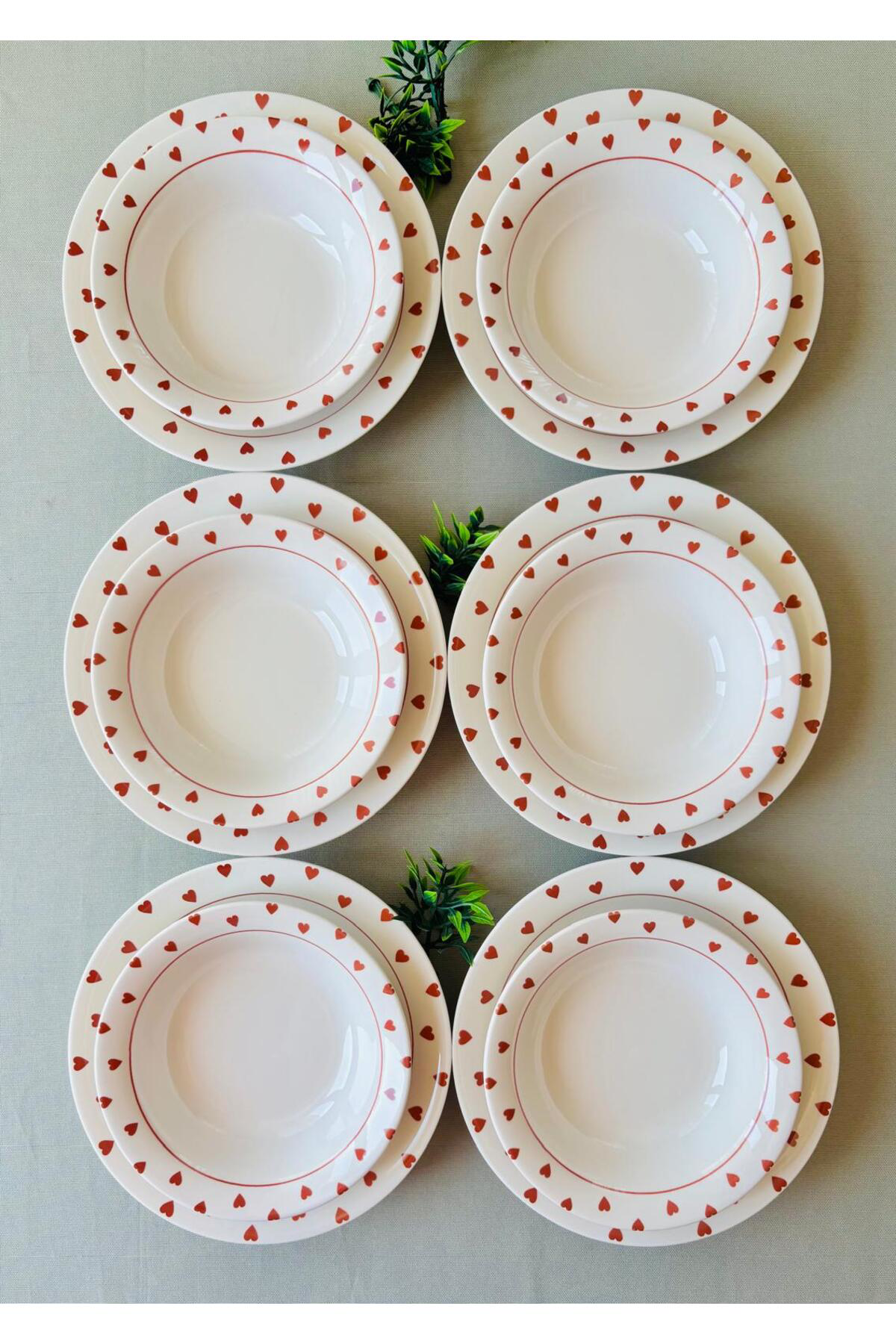 Kırmızı Kalp Model 12 Parça Yemek Takımı