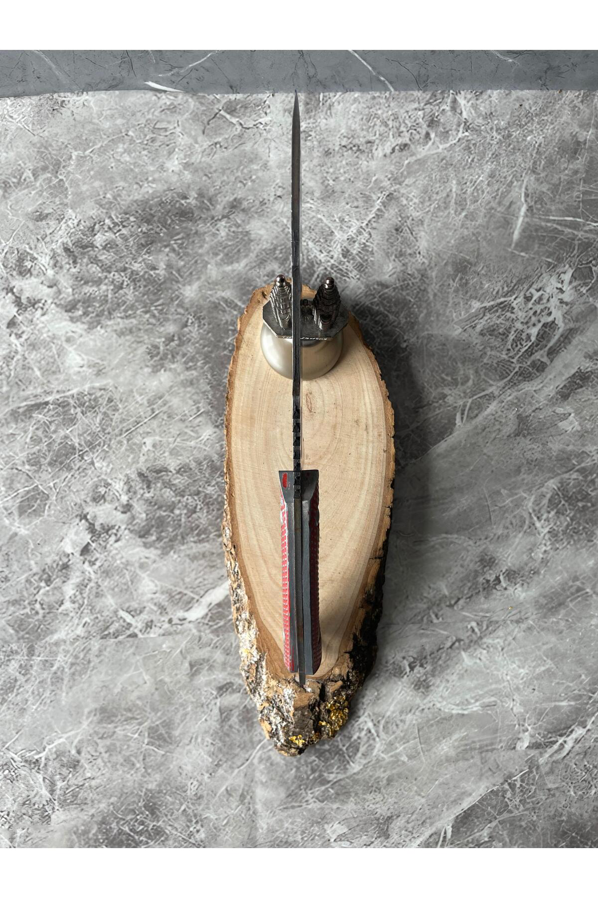 Kırmızı Metal Kabze Kamp Bıçağı–Cam-Buz Kırmalı, İp Takmalı, Kılı