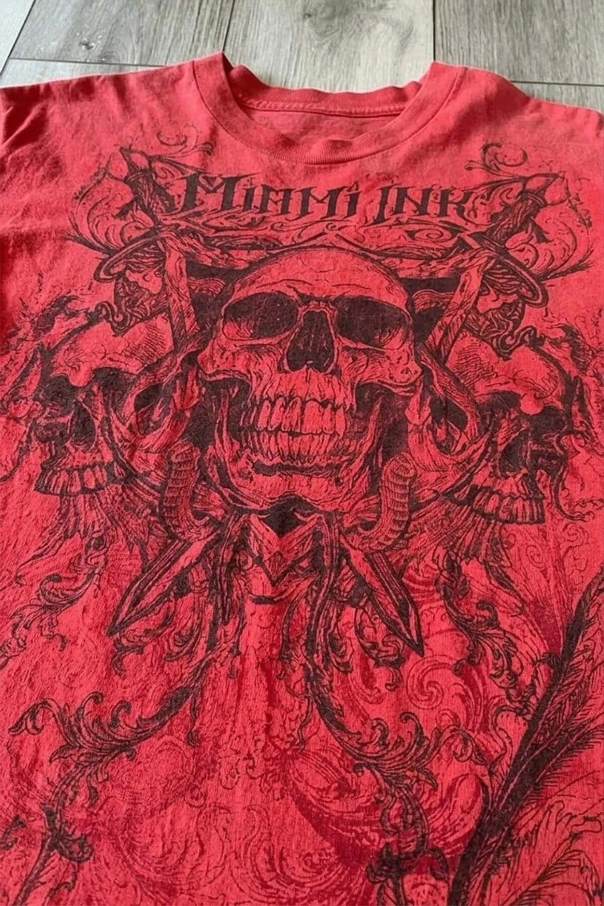 Kırmızı Miami Ink Vintage Skull Gotik Y2K Unisex T-Shirt Kırmızı Miami Ink Vintage Skull Gotik Y2K Unisex T-Shirt