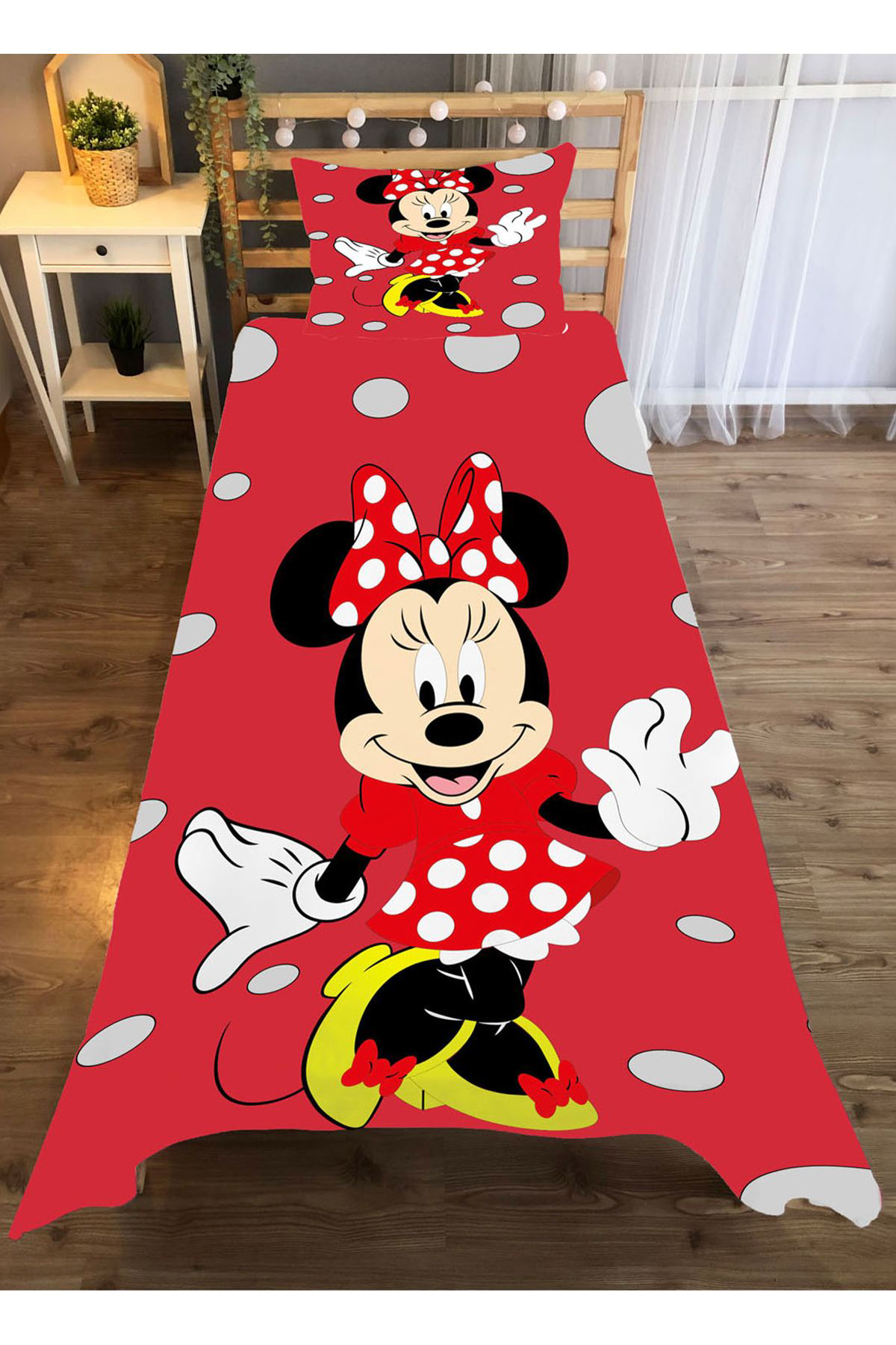 Evan Home Kırmızı Minnie Mouse Desenli Yatak Örtüsü Ve Yastık Kılıfı 2Li Takımı