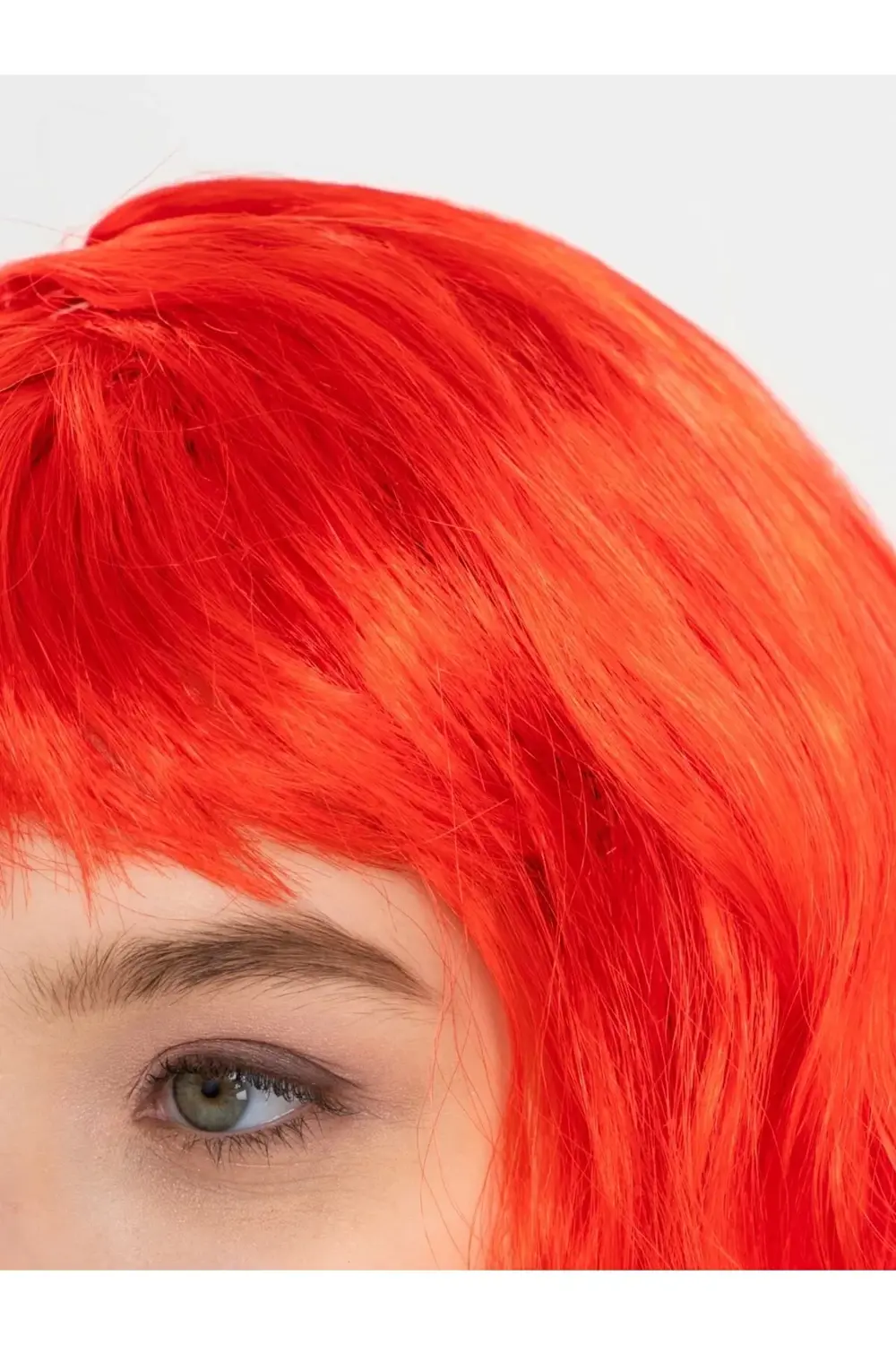 Kırmızı Renk Uzun Dalgalı Parti Peruğu Kırmızı Renk Uzun Dalgalı Parti Peruğu