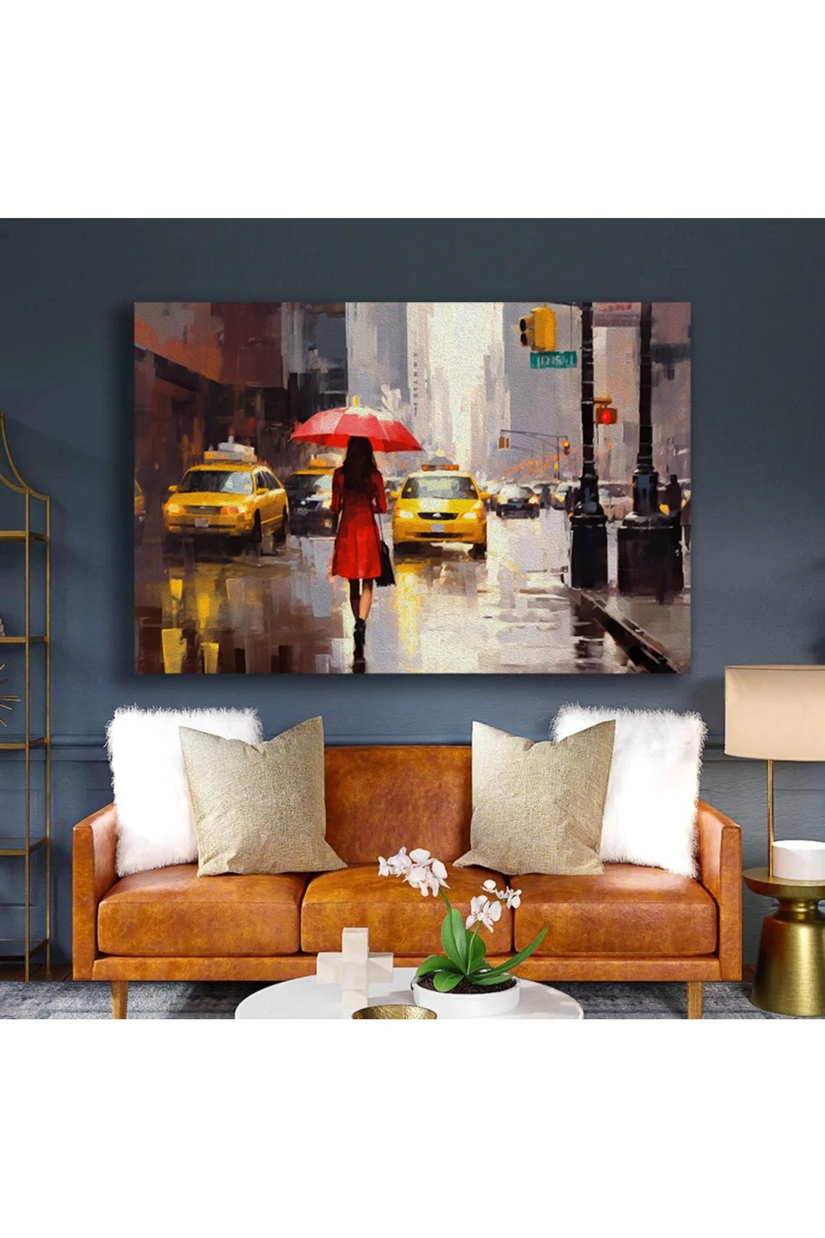 Kırmızı şemsiye altındaki kadın,Modern sanat eseri.Newyork’un sokak görünümü.