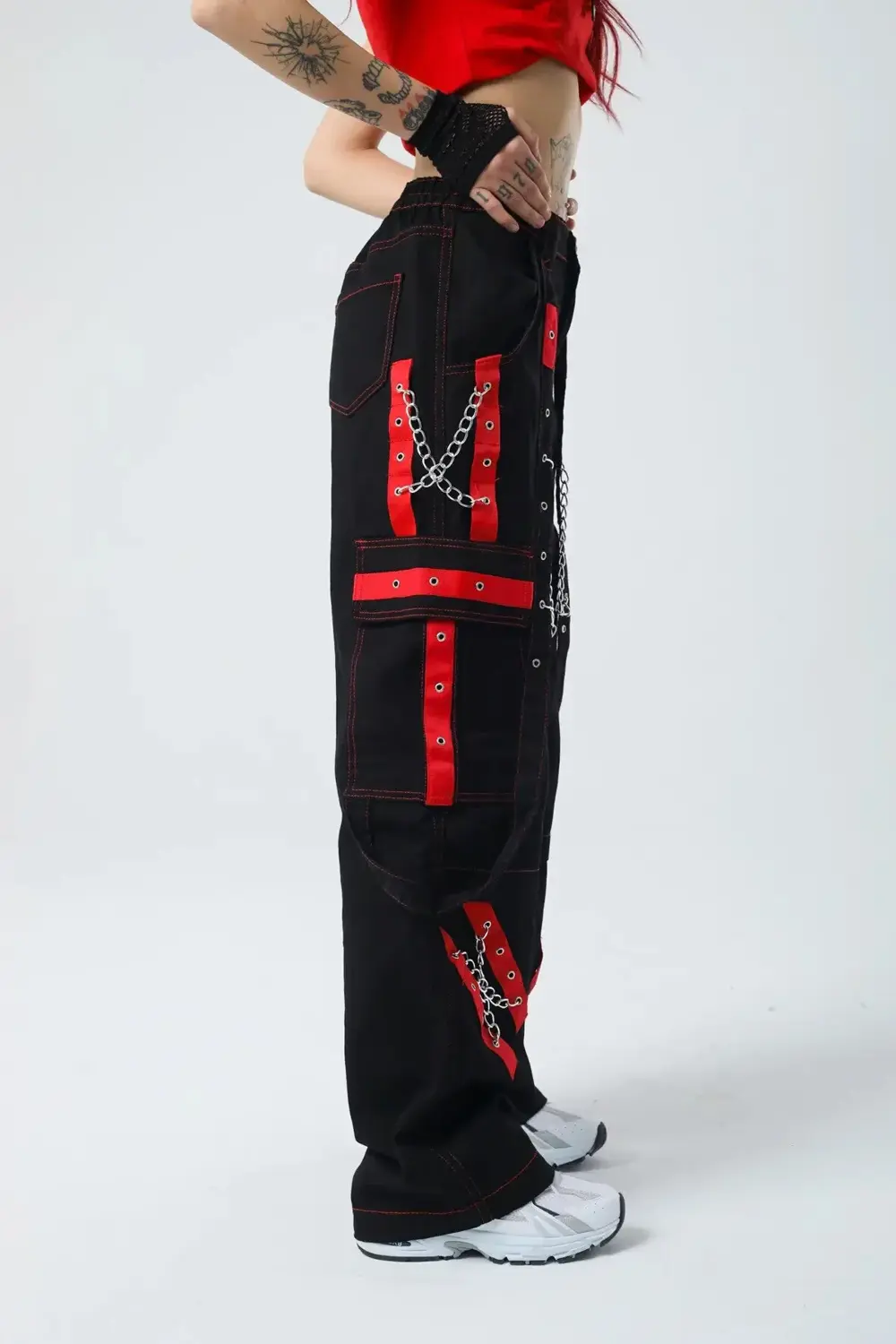 Kırmızı Şerit Detaylı Baggy Cyber-Pants