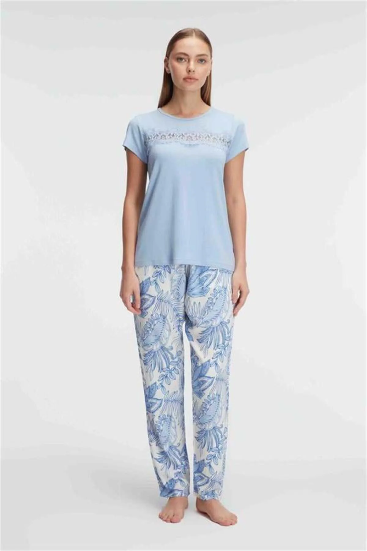 Kısa Kol Bisiklet Yaka Kadın Viskon Çiçek Desenli Yazlık ÖRME Dantel Detaylı Pijama Takımı