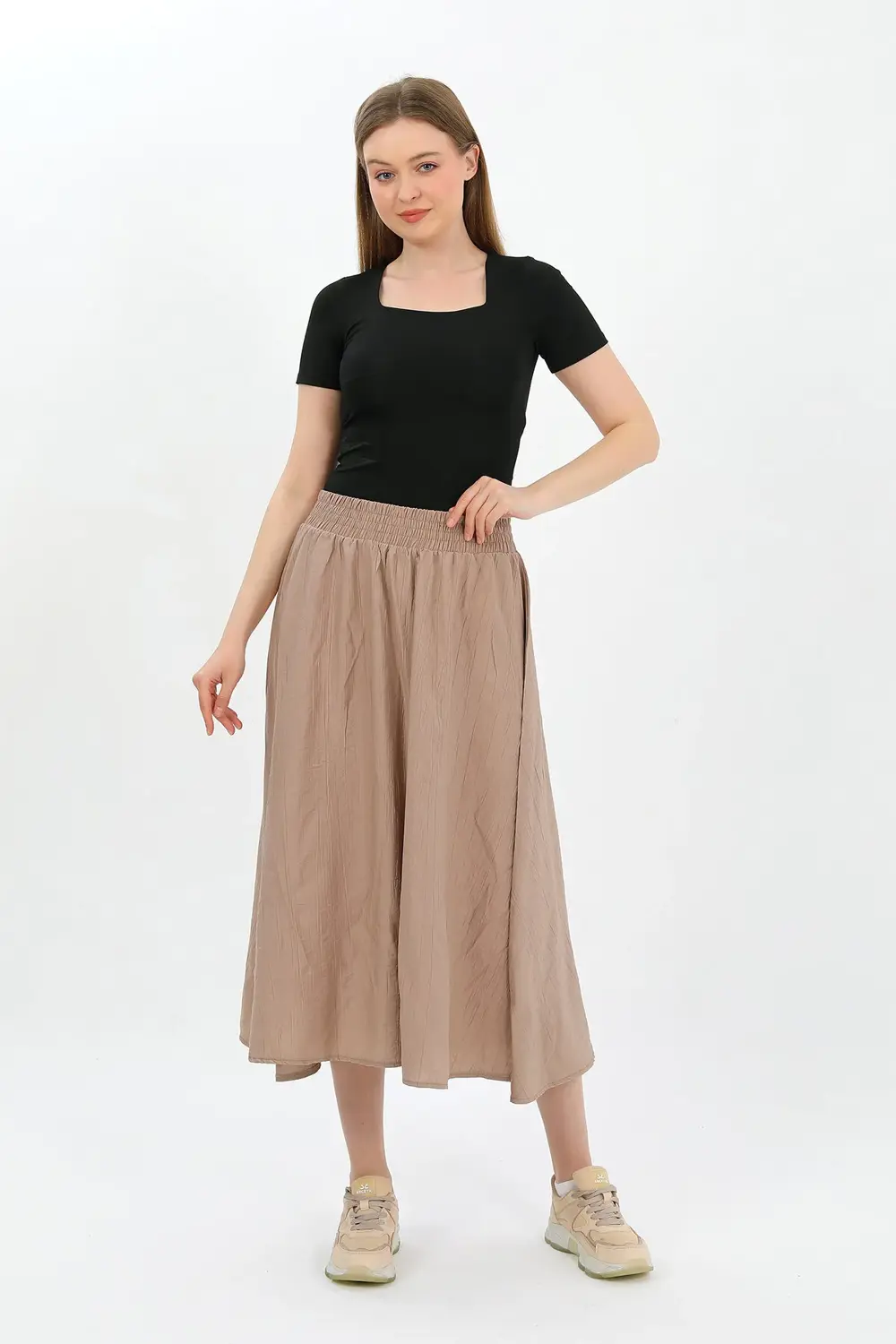 Kısa Kollu Kare Yaka Bluz